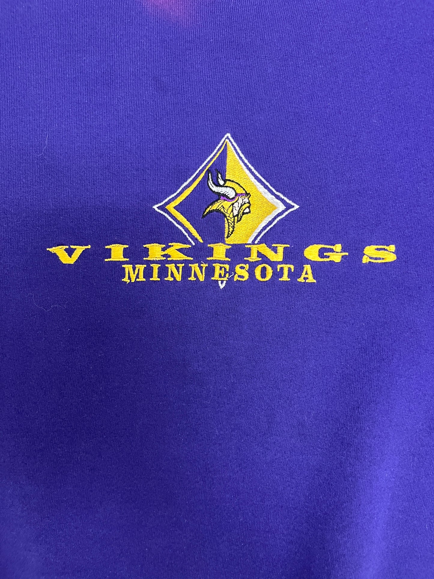 Minnesota Vikings Embroidered Graphic Crewneck | Size Large | Vintage 1990s NFL Football Purple Sweater |