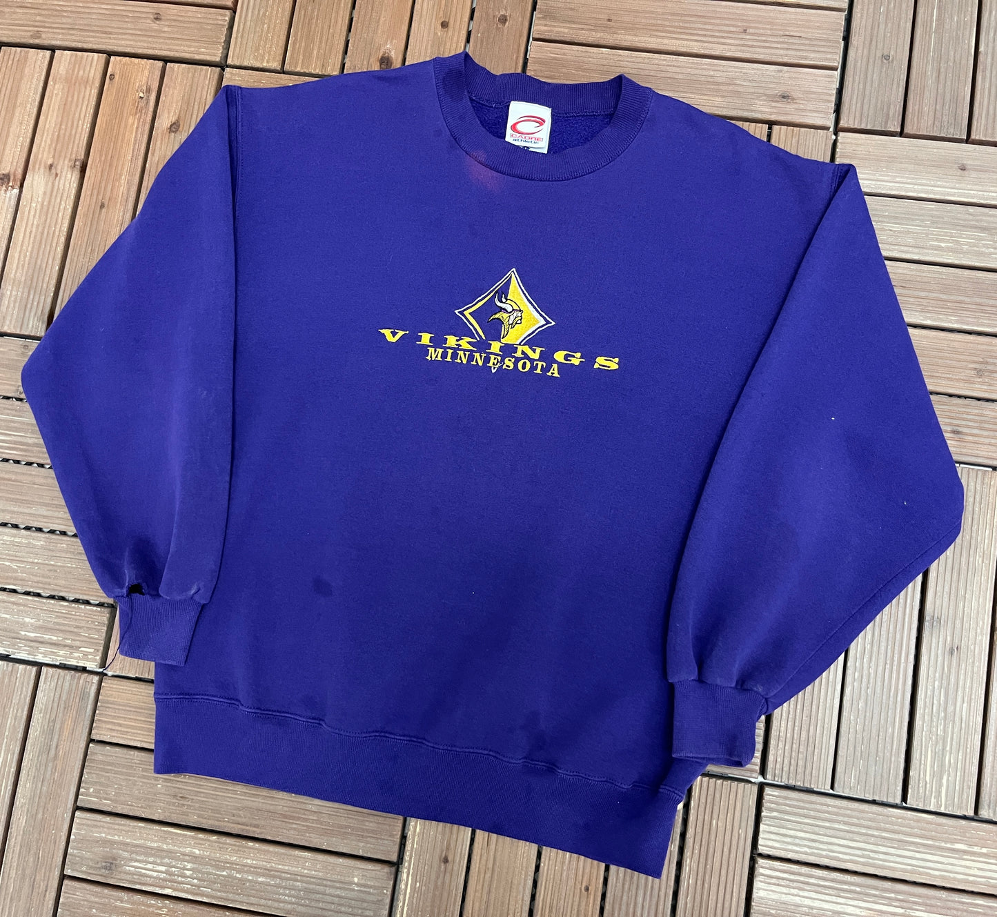 Minnesota Vikings Embroidered Graphic Crewneck | Size Large | Vintage 1990s NFL Football Purple Sweater |