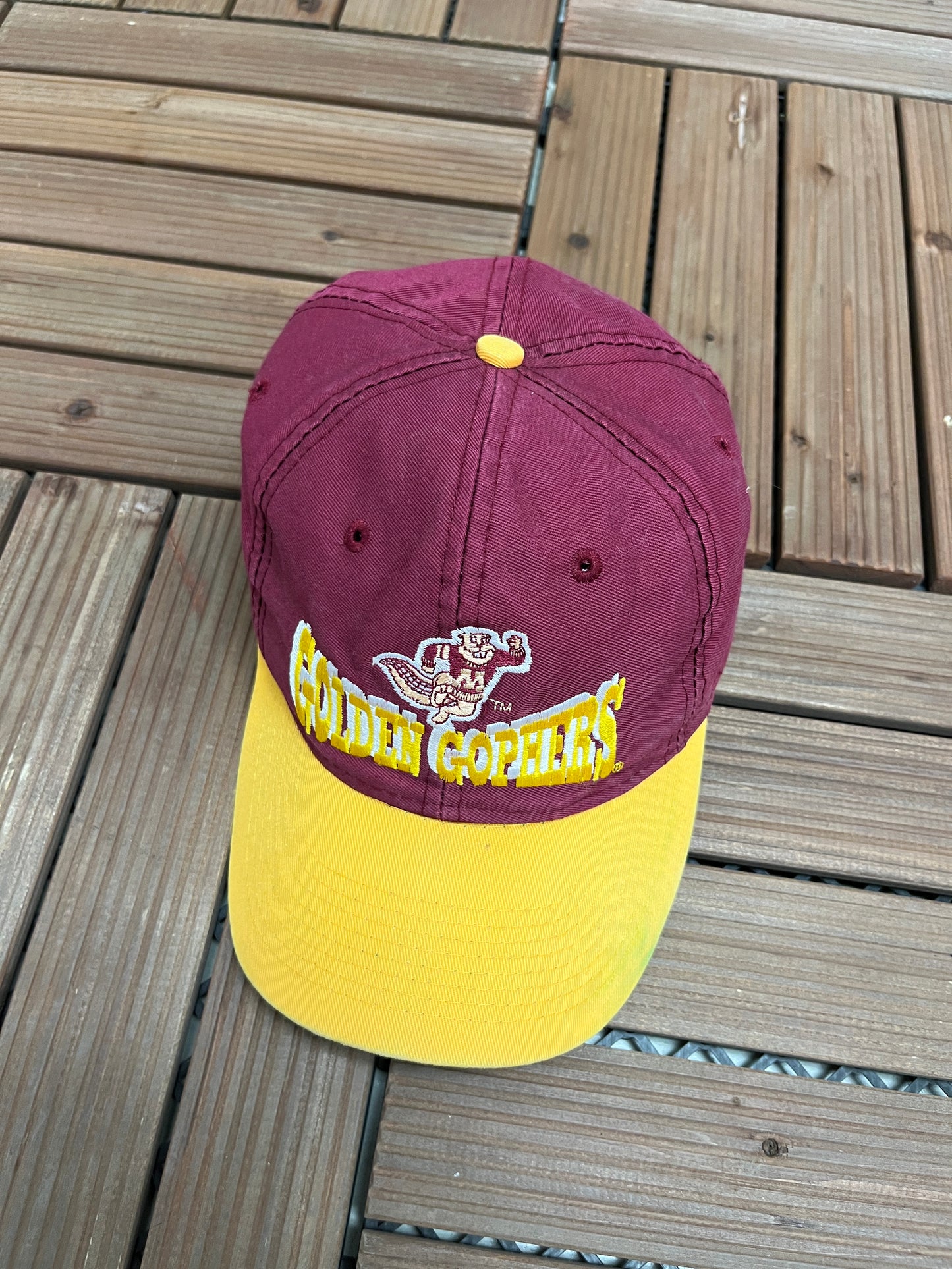 Minnesota Golden Gophers Graphic Hat | Snap Back | Vintage 1990s College Red Cap |