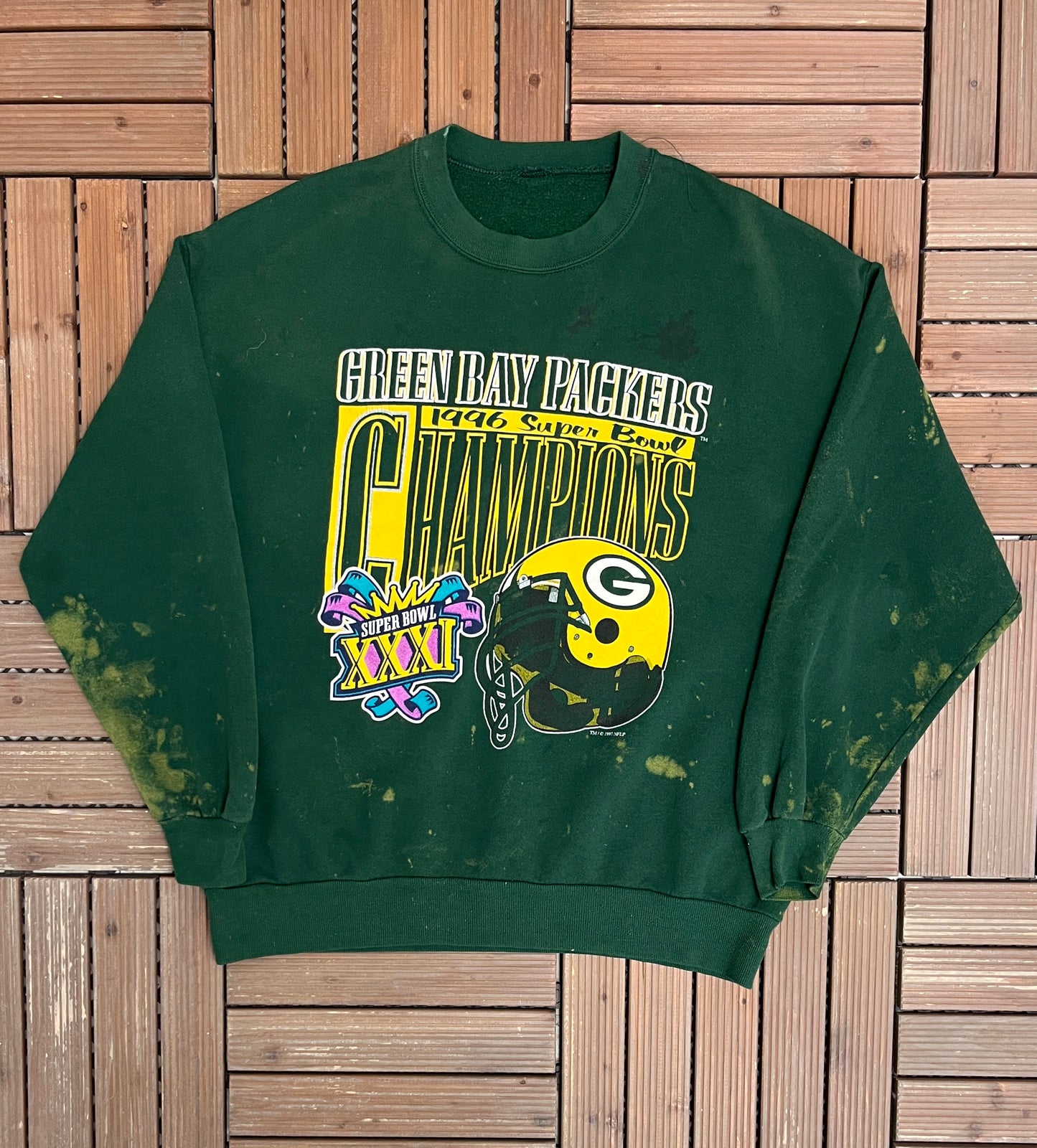 Green Bay Packers Super Bowl Champions Graphic Crewneck | Size Large | Vintage 1990s NFL Football Green Sweater |