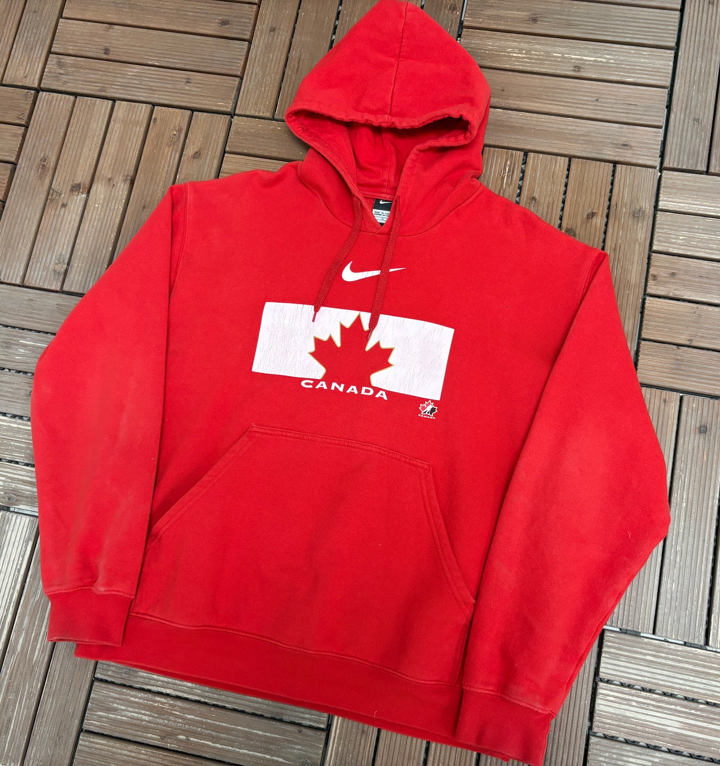 Team Canada Hockey Nike Graphic Hoodie | Size Large | Vintage 2000s Hockey Promotional Red Sweatshirt |
