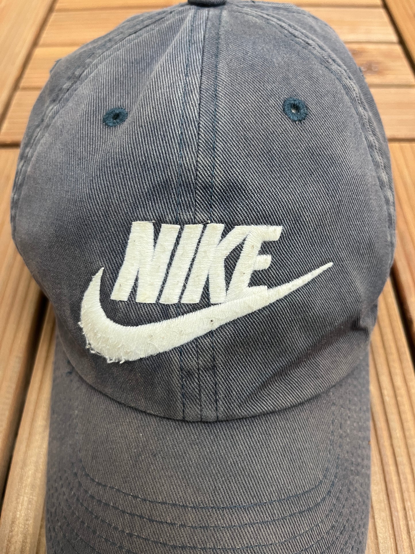 Nike Small Embroidered Swoosh Hat | Metal Clasp | Vintage 2000s Black Nike Branded Cap |