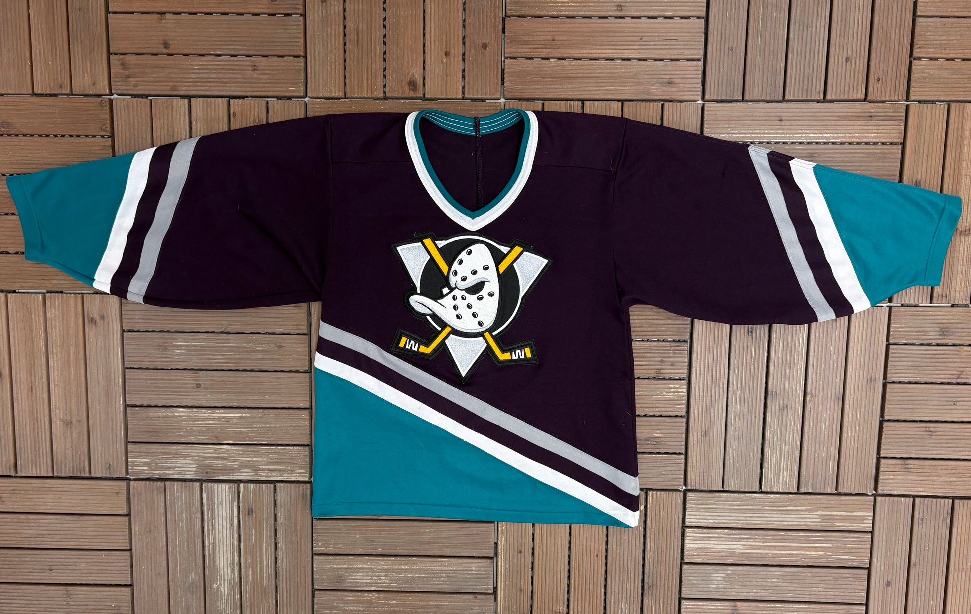 Mighty Ducks Maillot de Hockey sur Glace Blanc S-XXL Charlie Conway #96 avec Taille Adulte, vêtements Hip Hop pour fête (Taille L Mighty Ducks Maillot de Hockey sur Glace Blanc S-XXL Charlie Conway #96 avec Taille Adulte, vêtements Hip Hop pour fête (Taille L