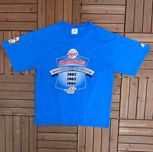 Minnesota Twins AL Central Division Champions Graphic Tee | Size Large | Vintage 2000s MLB Baseball Blue T-Shirt |