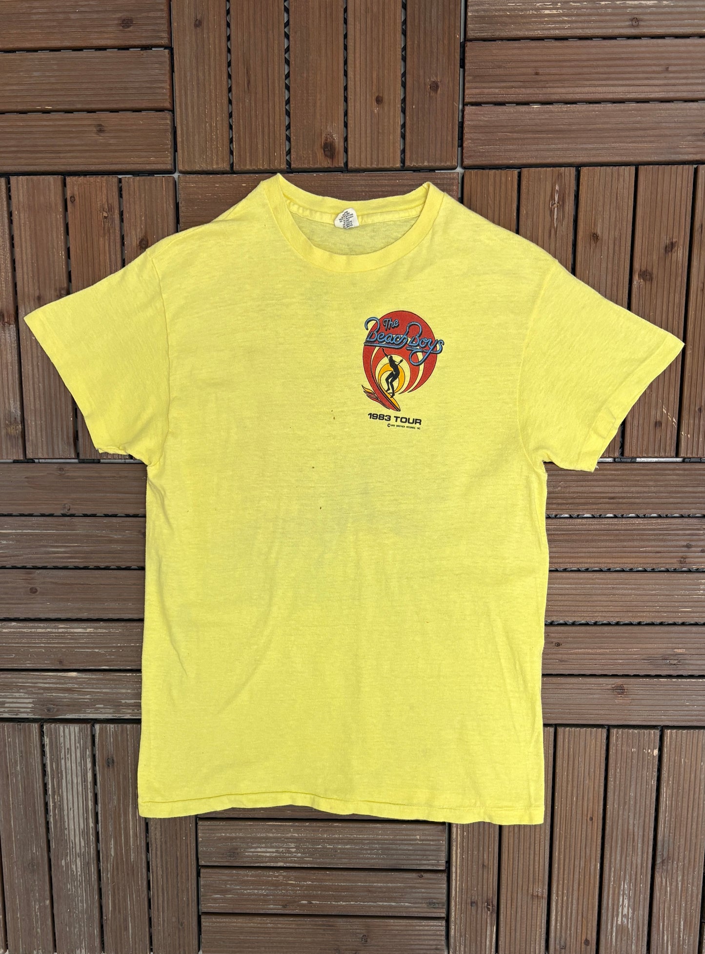 The Beach Boys 1983 Tour Graphic Tee | Size Large | Vintage 1980s Rock Yellow T-Shirt |