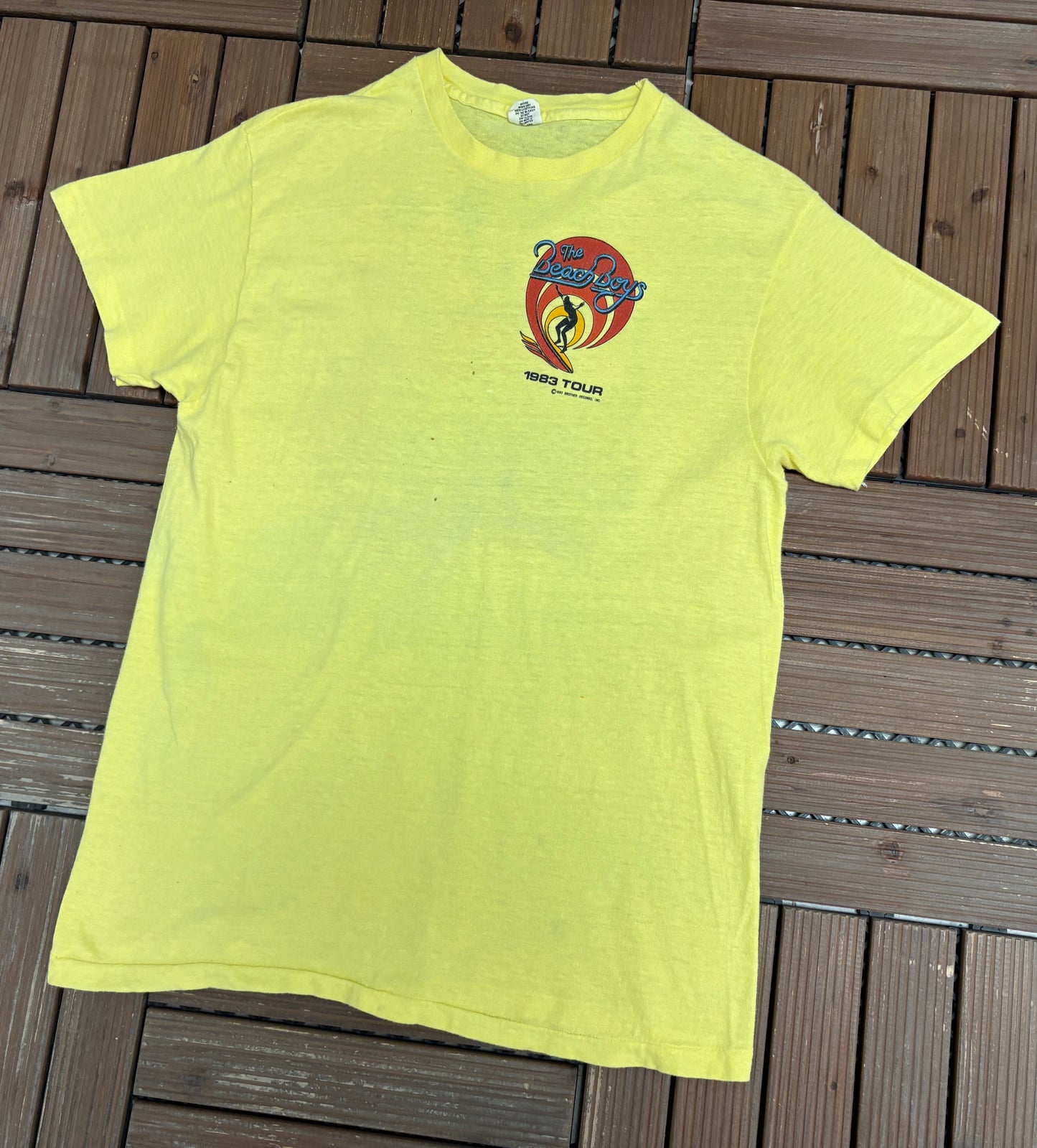 The Beach Boys 1983 Tour Graphic Tee | Size Large | Vintage 1980s Rock Yellow T-Shirt |