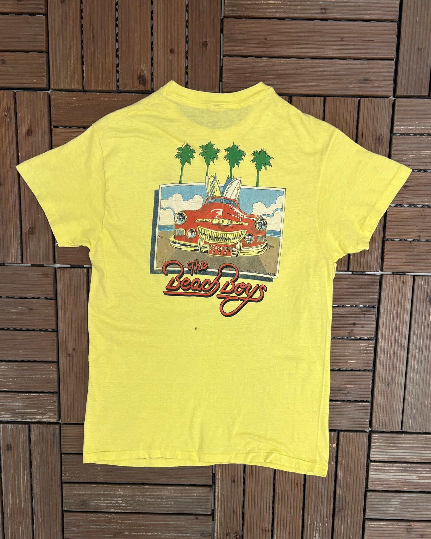 The Beach Boys 1983 Tour Graphic Tee | Size Large | Vintage 1980s Rock Yellow T-Shirt |