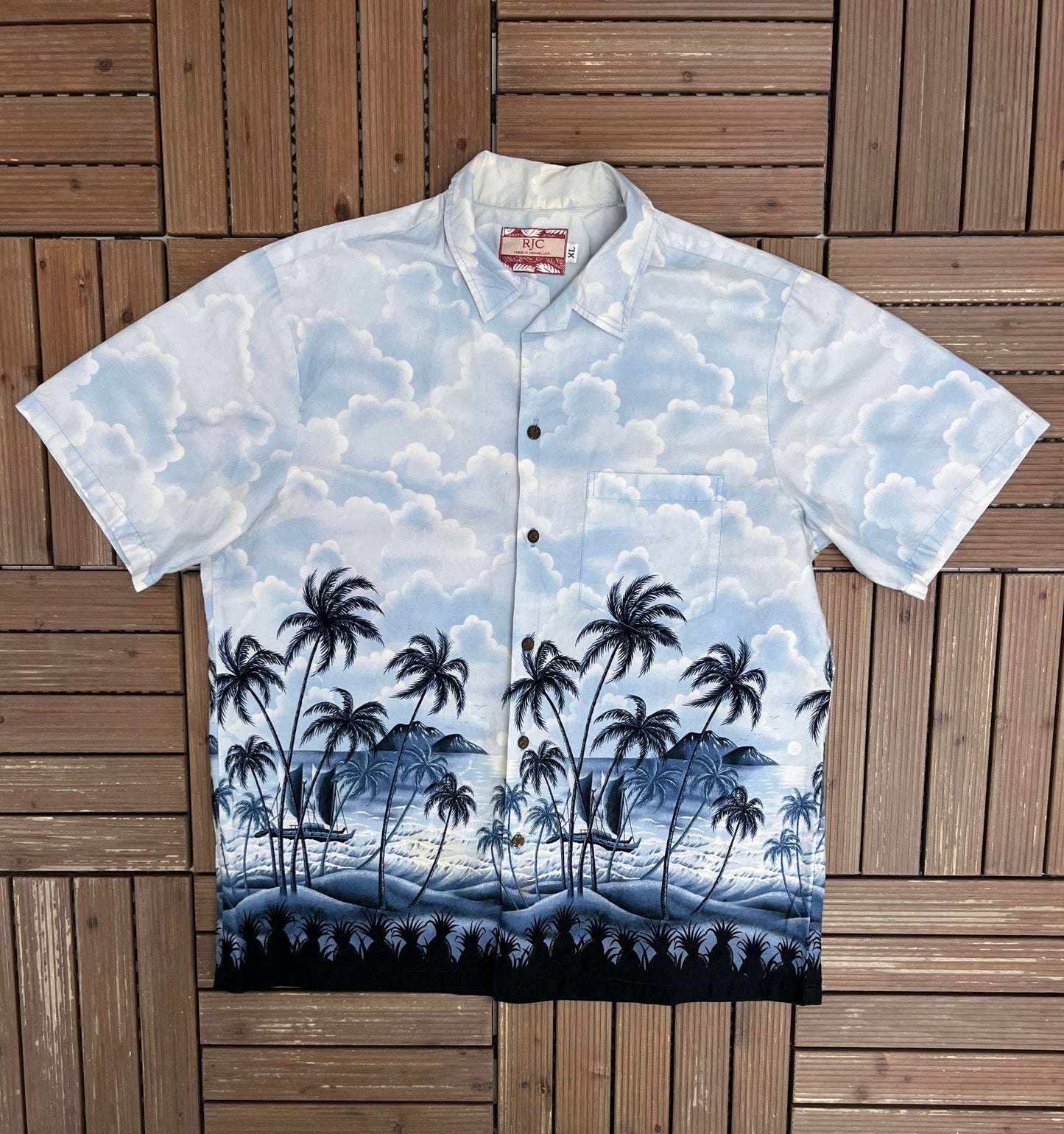 Hawaii Beachfront Graphic Hawaiian Shirt | Size X-Large | Vintage 1990s Scenic Hawaiian Shirt |