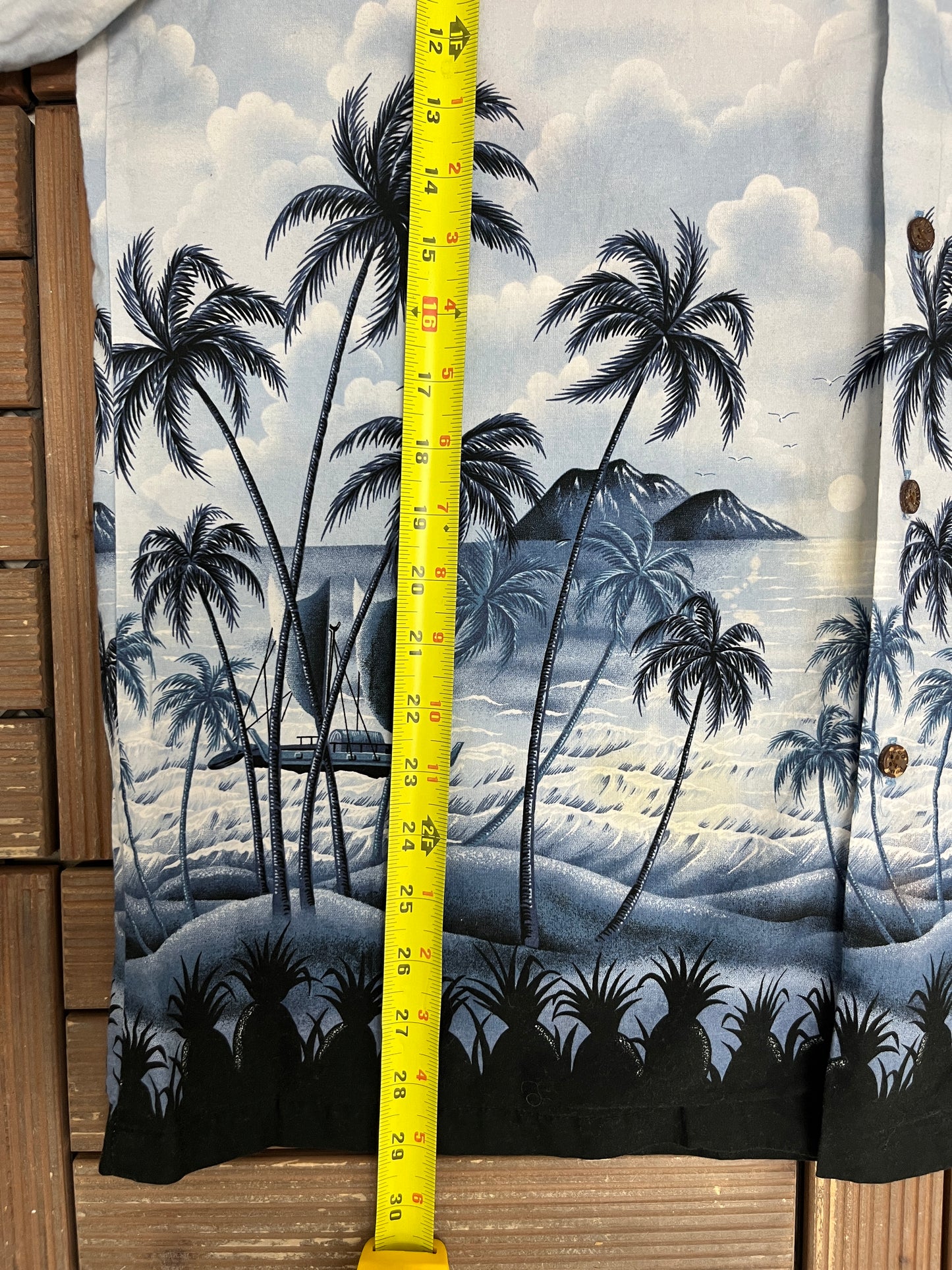 Hawaii Beachfront Graphic Hawaiian Shirt | Size X-Large | Vintage 1990s Scenic Hawaiian Shirt |