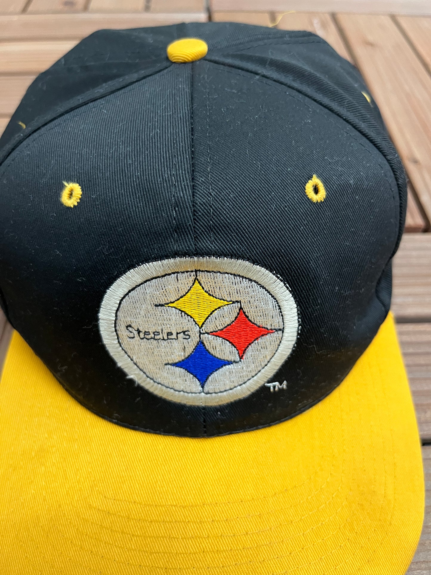 Pittsburgh Steelers Embroidered Graphic Hat | Snap Back | Vintage 2000s NFL Football Black Cap |