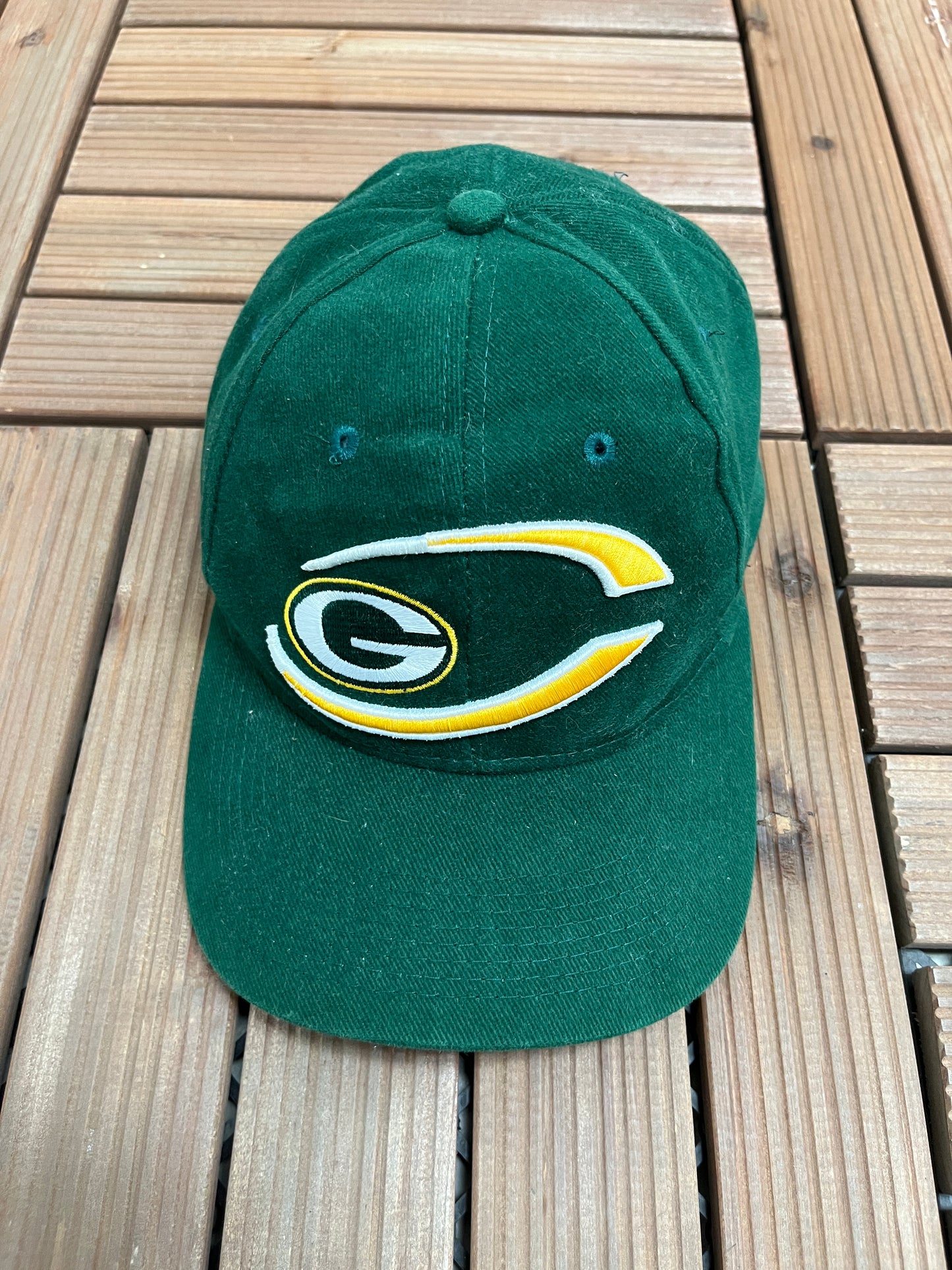 Green Bay Packers Embroidered Graphic Hat | Strap Back | Vintage 2000s NFL Football Green Cap |