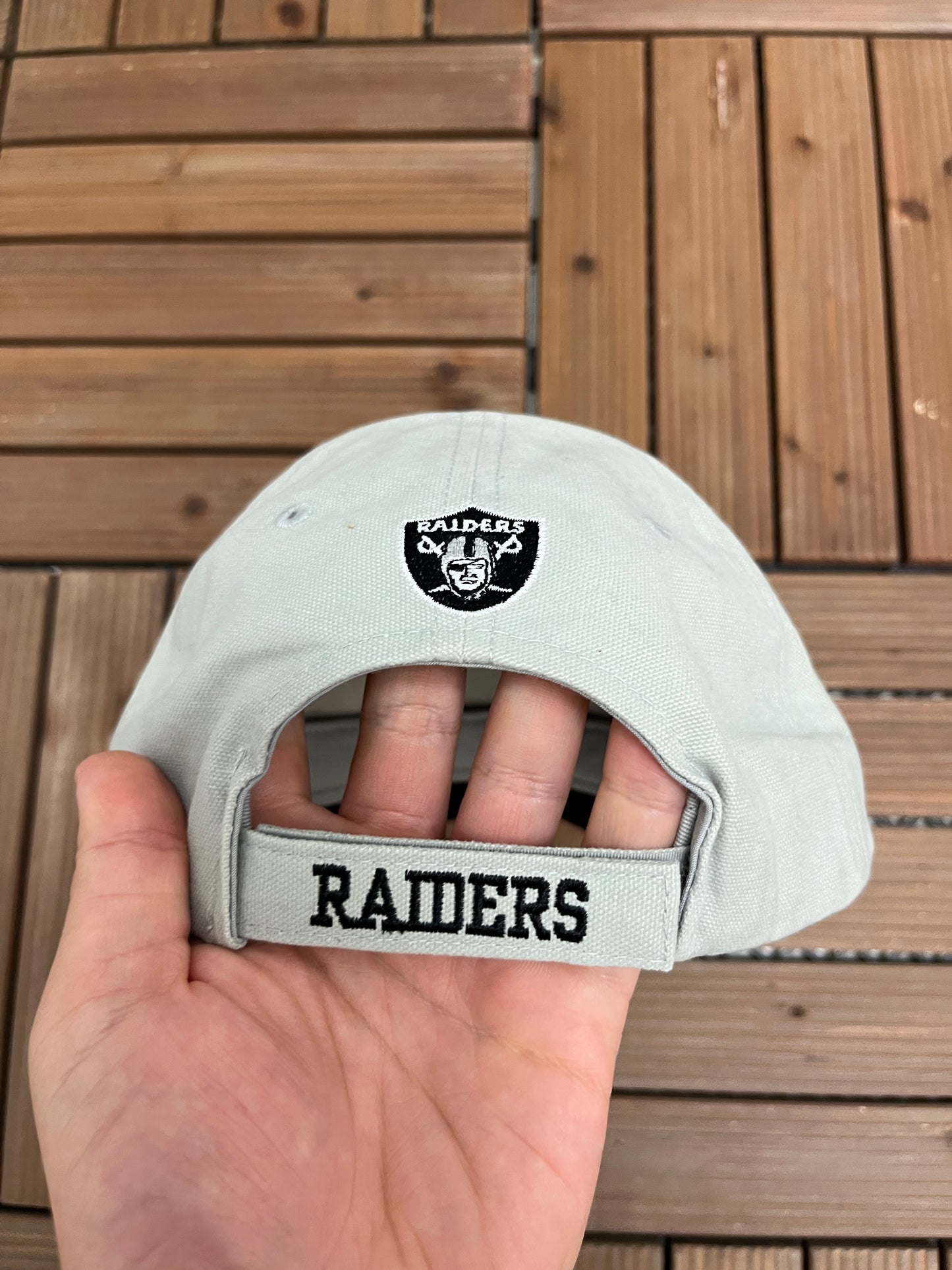 Oakland Raiders Football Embroidered Graphic Hat | Strap Back | Vintage 2000s NFL Football Grey Cap |