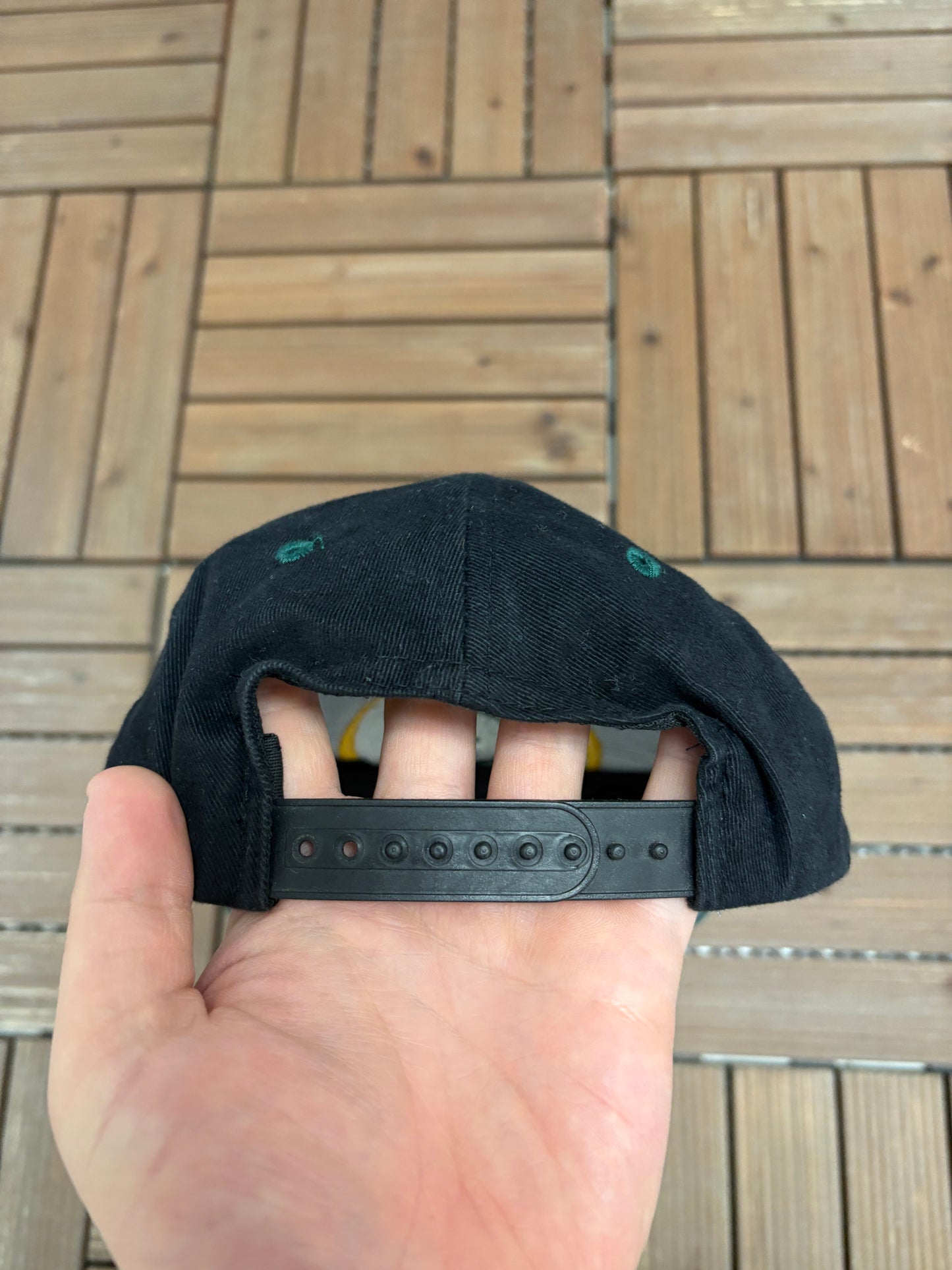 Green Bay Packers Embroidered Graphic Hat | Snap Back | Vintage 1990s NFL Football Black Cap |