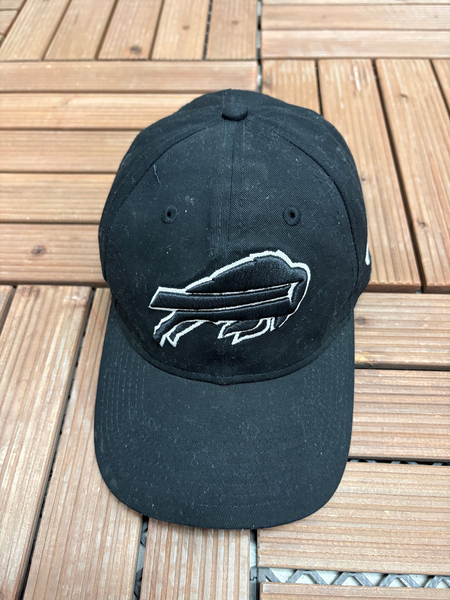 Buffalo Bills Graphic Hat | Metal Clasp | Vintage 2000s NFL Football Black Cap |
