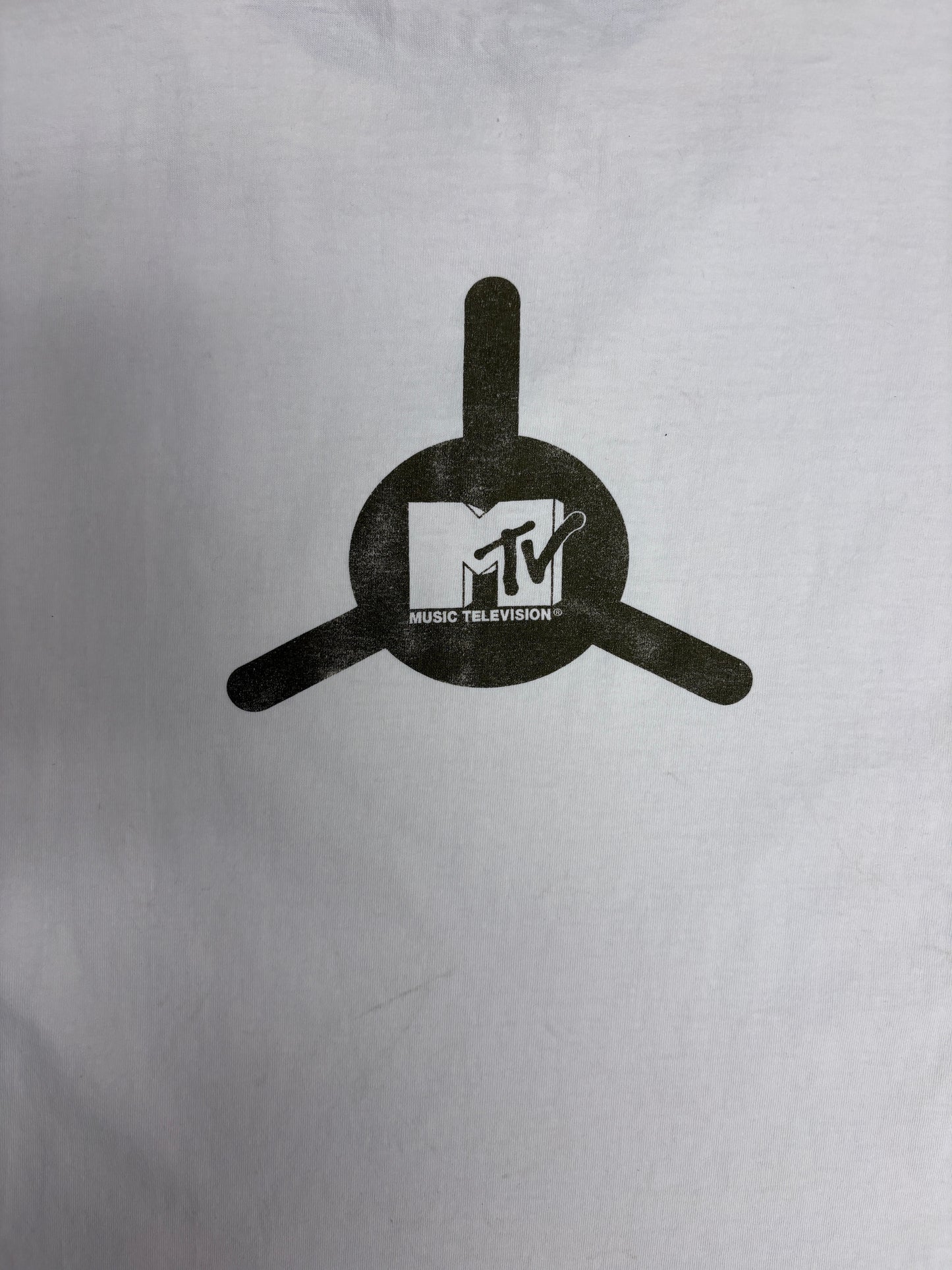 MTV Music Television Graphic Tee | Size X-Large | Vintage 2000s Promotional Television White T-Shirt |