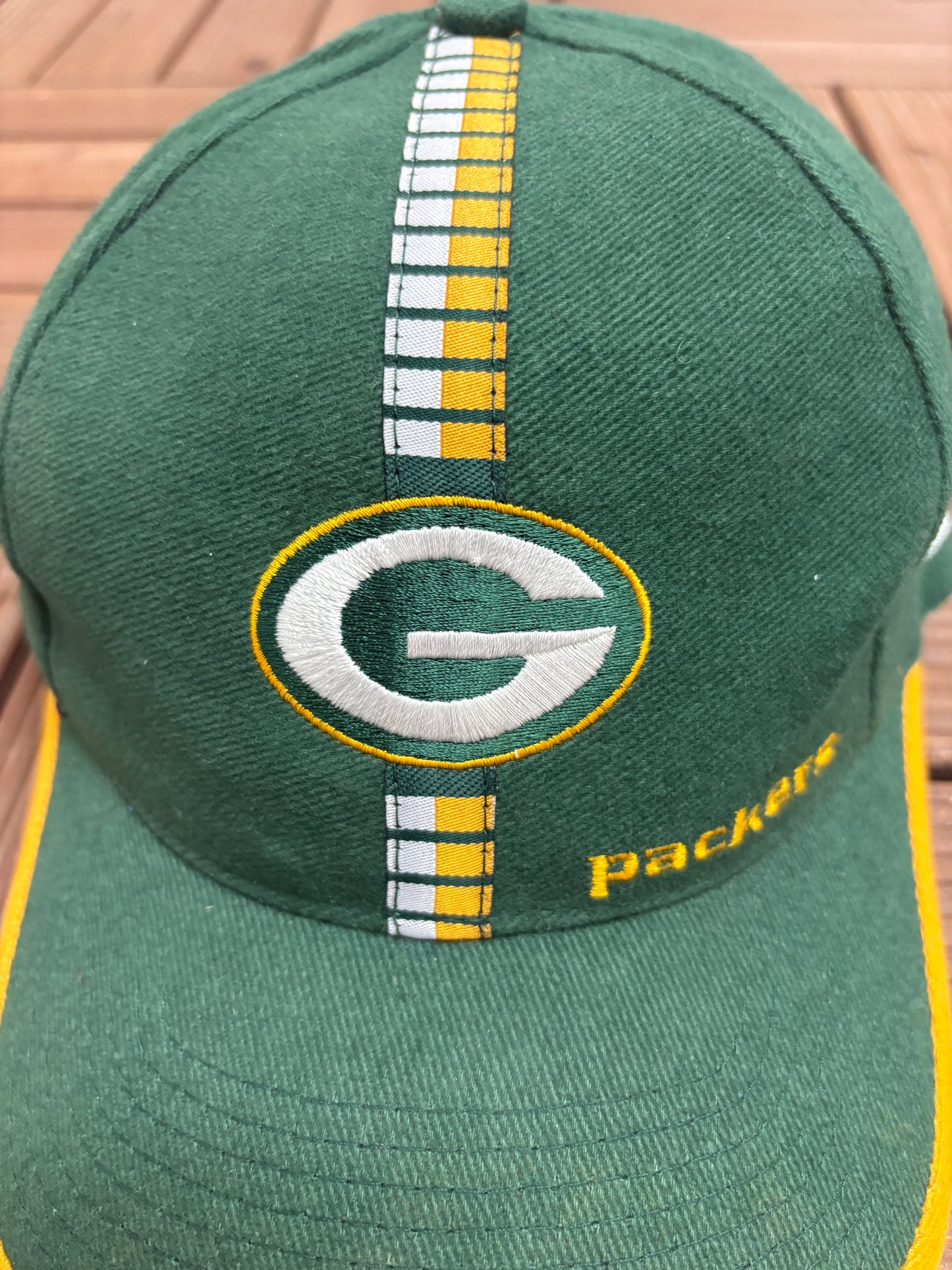 Green Bay Packers Embroidered Graphic Hat | Metal Clasp | Vintage 1990s NFL Football Green Cap |