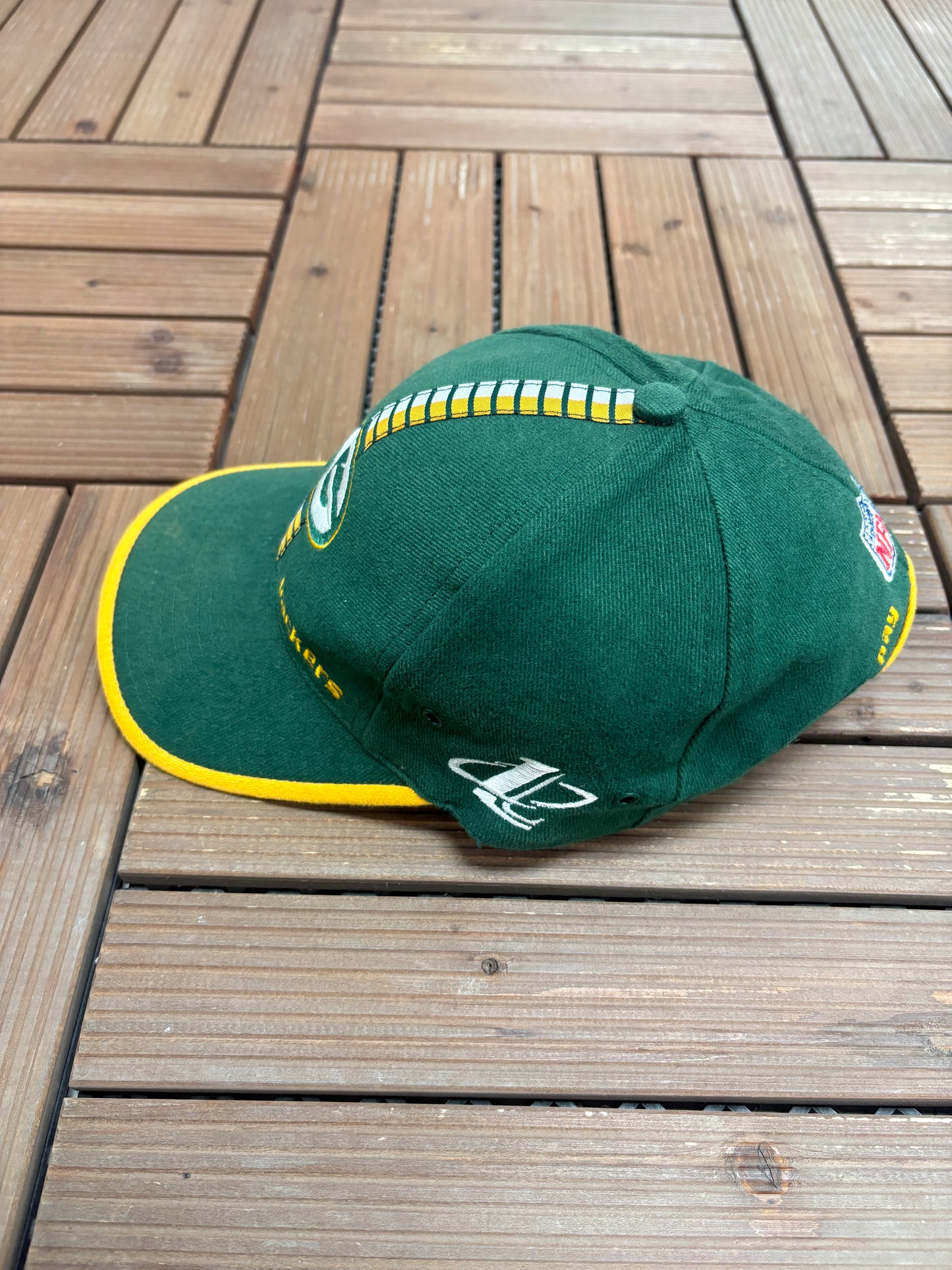 Green Bay Packers Embroidered Graphic Hat | Metal Clasp | Vintage 1990s NFL Football Green Cap |