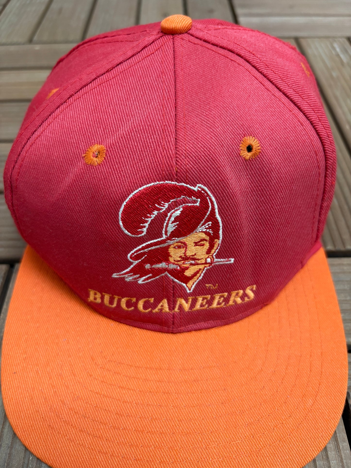 Tampa Bay Buccaneers Graphic Hat | Snap Back | Vintage 1990s NFL Football Red Cap |