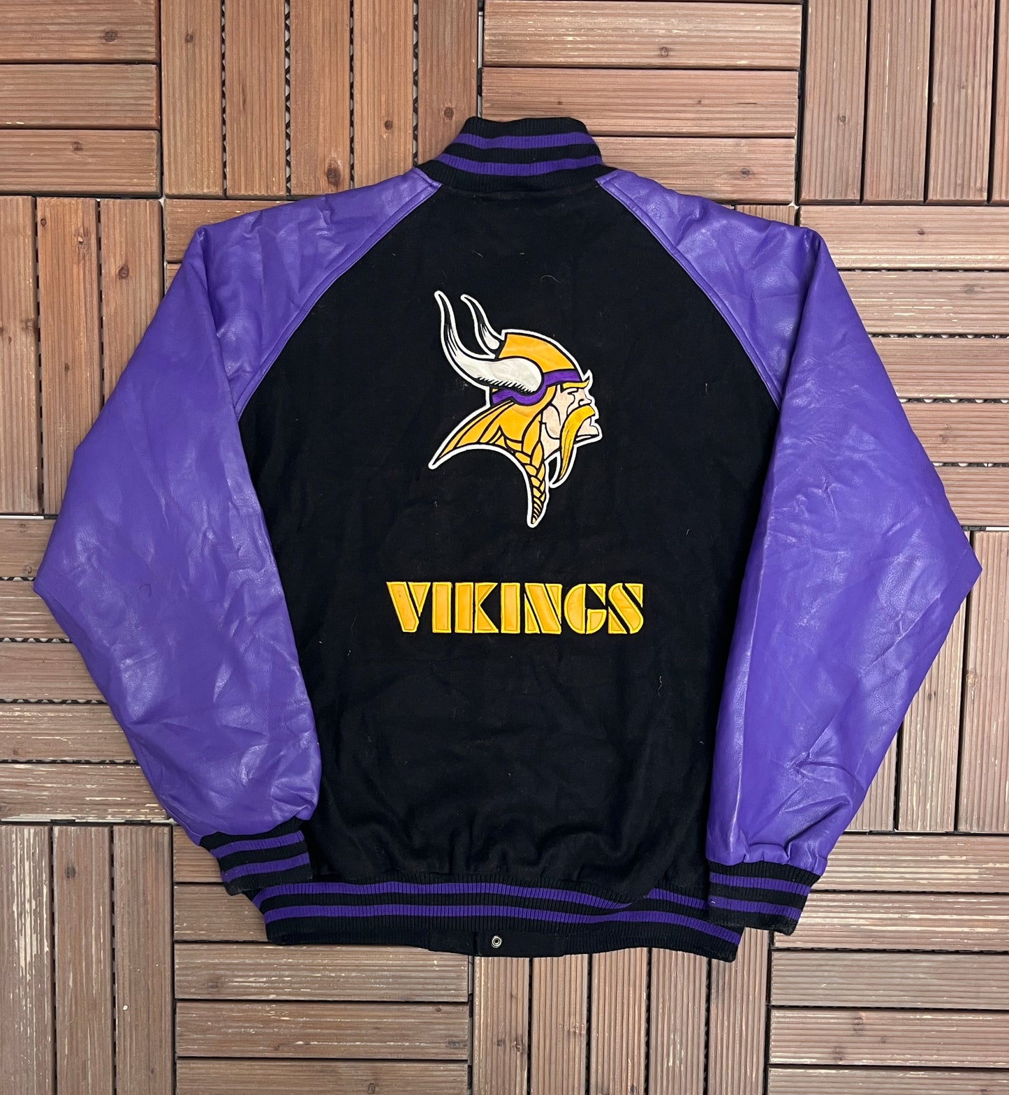 Minnesota Vikings Embroidered Graphic Jacket | Size Large | Vintage 2000s NFL Football Black Jacket |