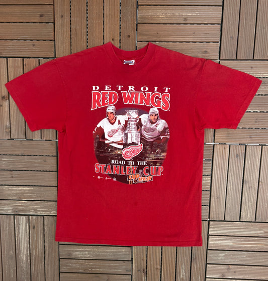 Detroit Red Wings Road To The Stanley Cup Graphic Tee | Size X-Large | Vintage 1990s NHL Hockey Red T-Shirt |