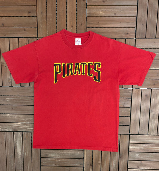 Pittsburgh Pirates Graphic Tee | Size X-Large | Vintage 1990s Single Stitch MLB Baseball Red T-Shirt |