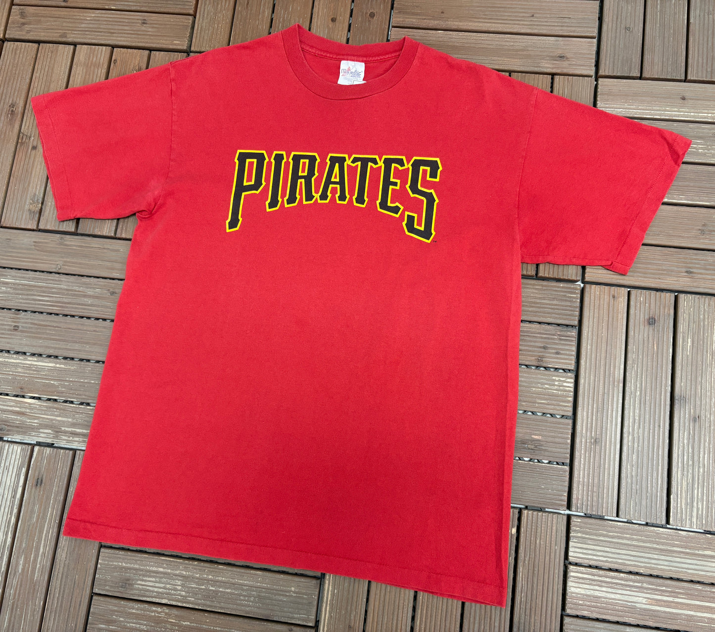 Pittsburgh Pirates Graphic Tee | Size X-Large | Vintage 1990s Single Stitch MLB Baseball Red T-Shirt |