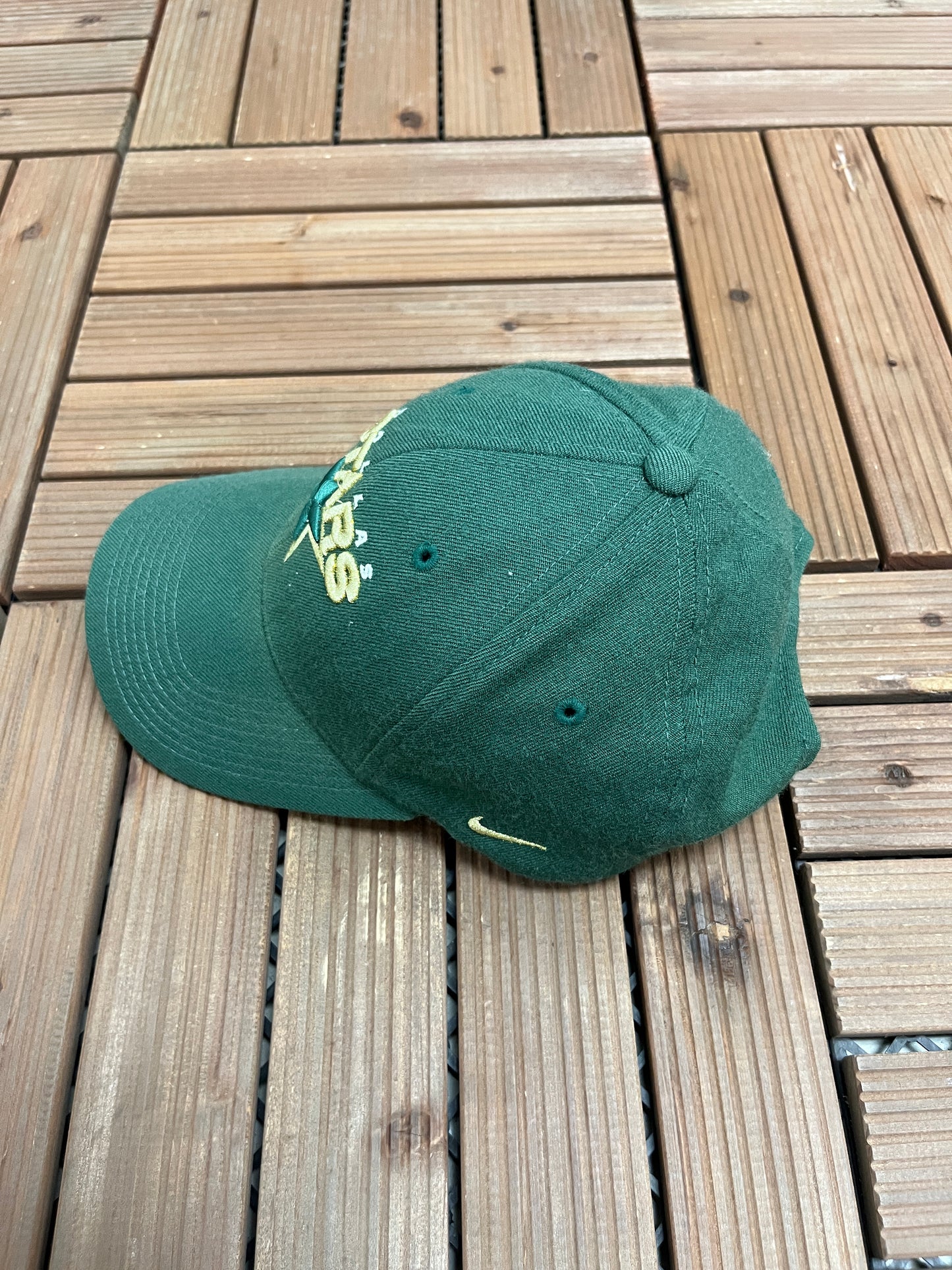 Dallas Stars Nike Graphic Hat | Strap Back | Vintage 2000s NHL Hockey Green Cap |