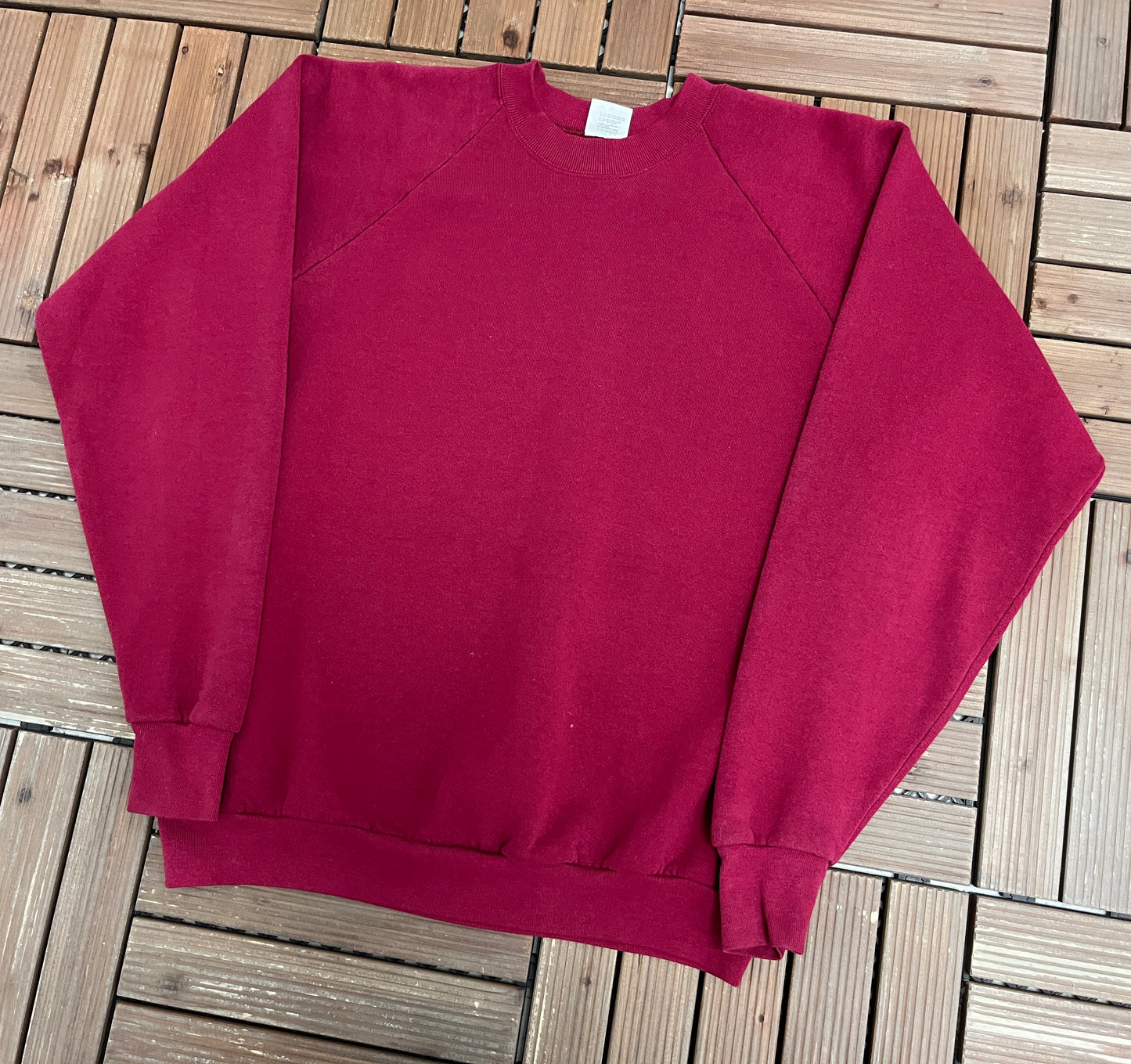 Red Fruit Of The Loom Graphic Crewneck | Size X-Large | Vintage 1980s Made in Canada Blank Red Sweater |