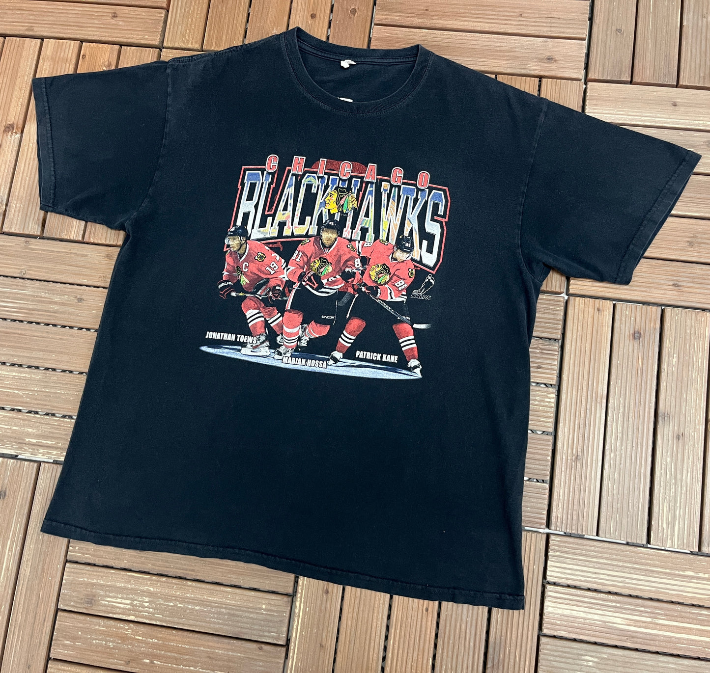 Chicago Blackhawks Graphic Tee | Size X-Large | Vintage 2000s NHL Hockey Black T-Shirt |