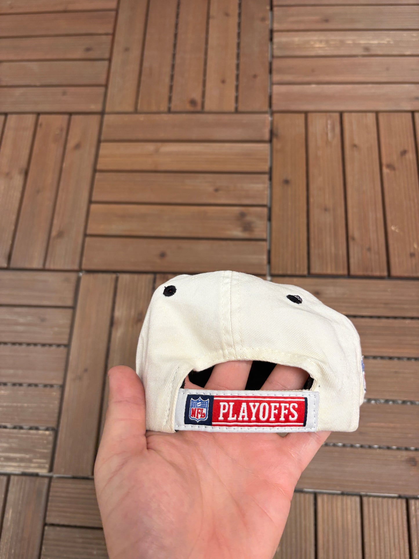 Chicago Bears 2005 Division Champions Graphic Hat | Strap Back | Vintage 2000s Reebok NFL Football White Cap |