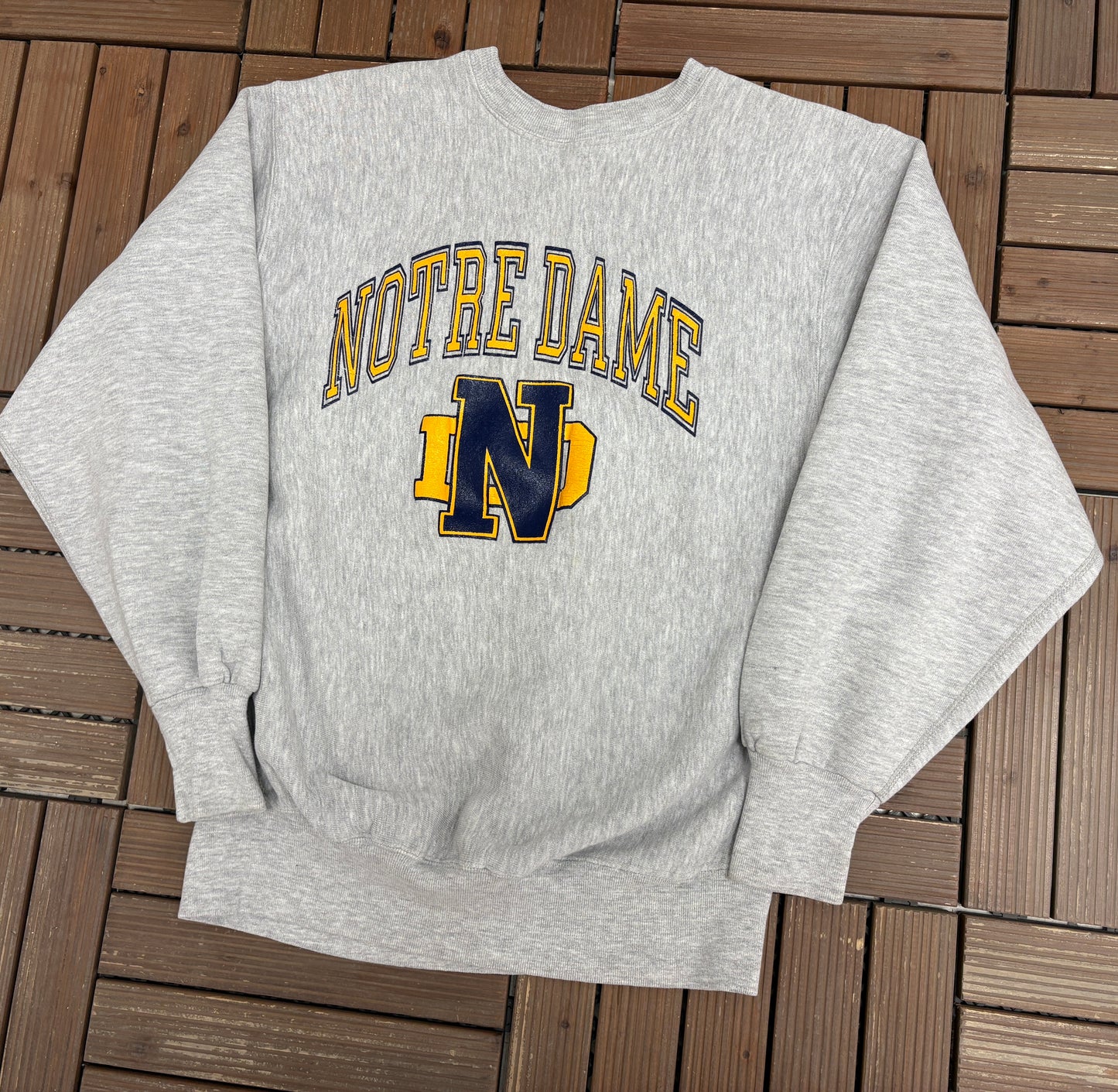 Notre Dame Fighting Irish Graphic Crewneck | Size X-Large | Vintage 1990s Reverse Weave College Grey Sweater |
