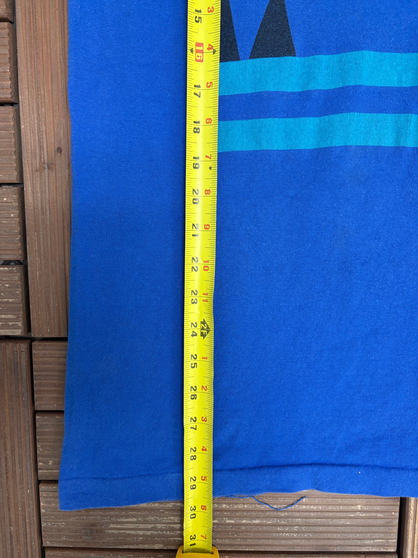 Leinenkugel's Beer Graphic Tee | Size Large | Vintage 1990s Alcohol Promotional Blue T-Shirt |