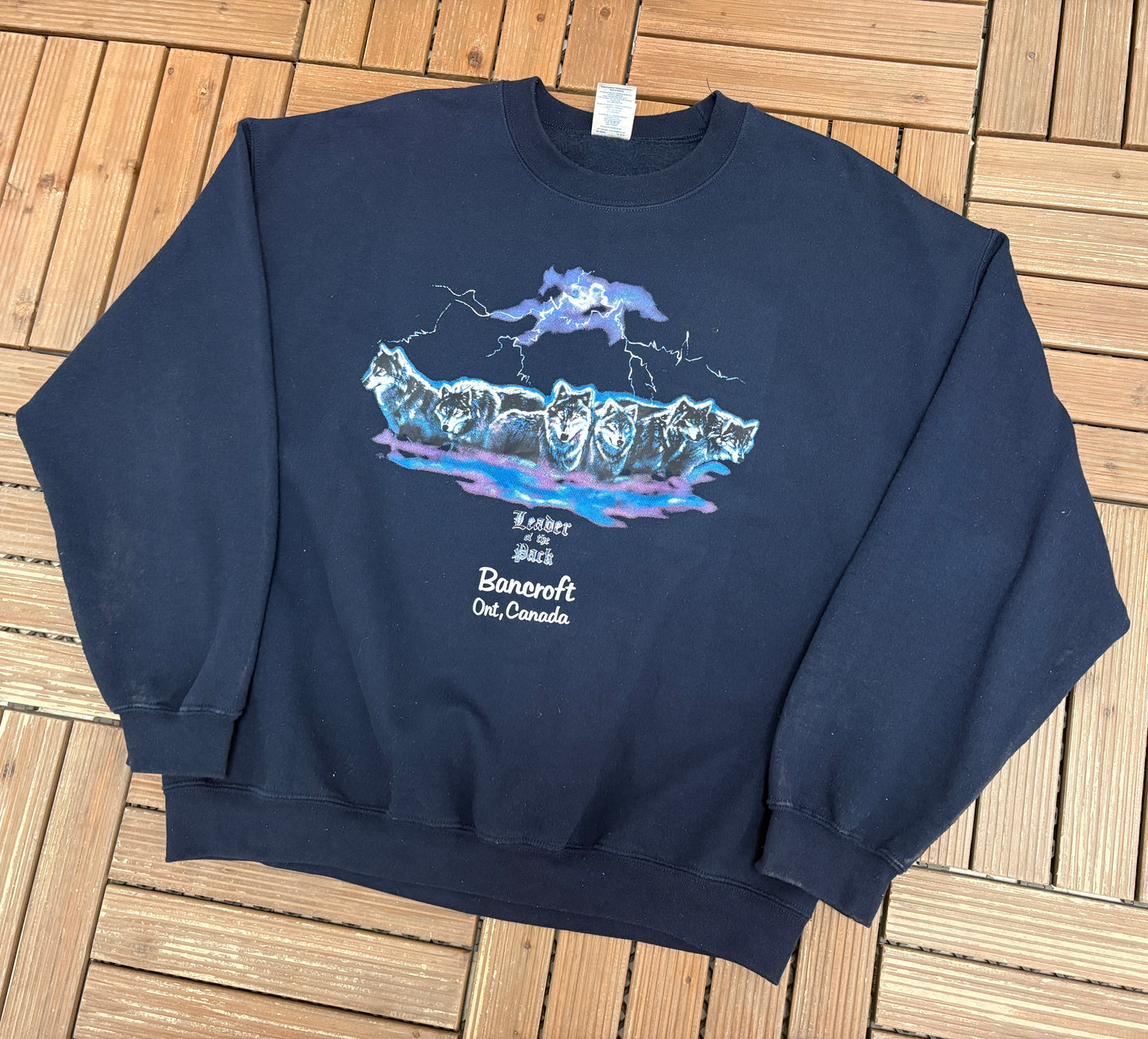 Wolves Leader Of The Pack Bancroft, ON Graphic Crewneck | Size X-Large | Vintage 2000s Tourist Promotional Blue Sweater |