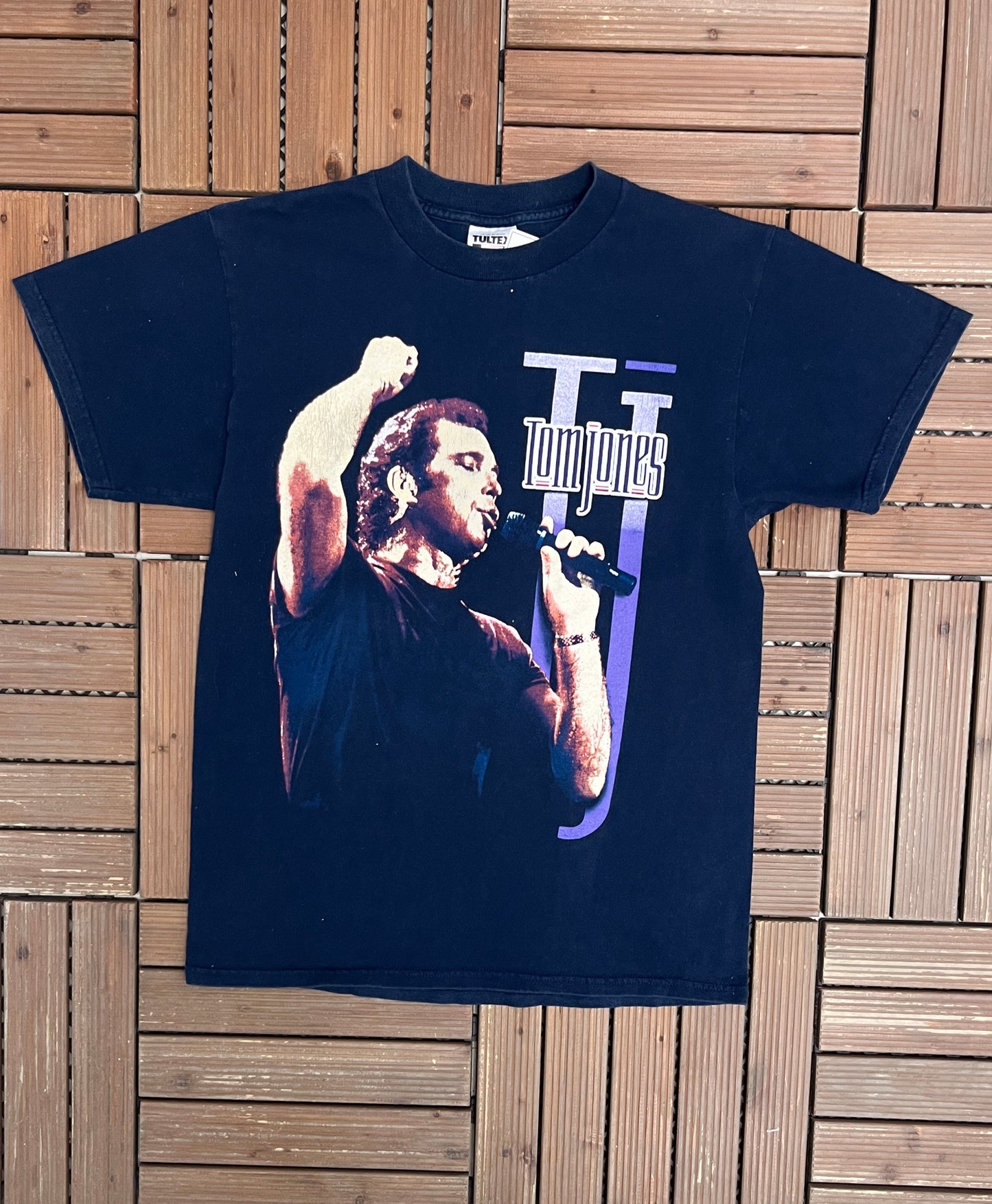 Tom Jones It's Unusual Graphic Tee | Size Medium | Vintage 2000s Music Promotional Blue T-Shirt |