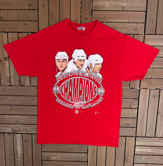 Detroit Red Wings Stanley Cup Champions 2002 Graphic Tee | Size Large | Vintage 2000s NHL Hockey Red T-Shirt |