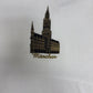 Munchen Neues Rathaus Graphic Tee | Size X-Large | Vintage 2000s Promotional Tourist White T-Shirt |