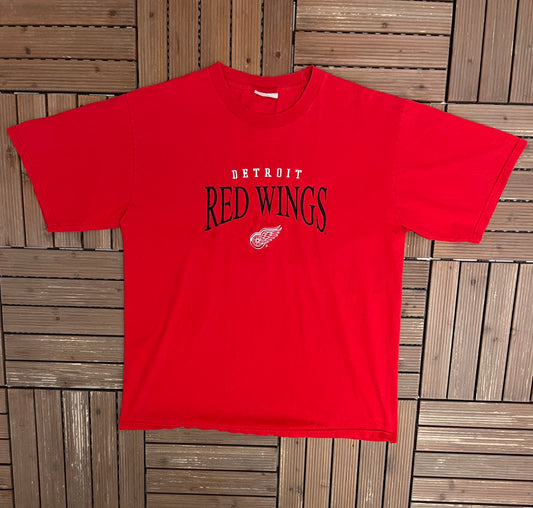 Detroit Red Wings Embroidered Graphic Tee | Size X-Large | Vintage 1990s NHL Hockey Red T-Shirt |