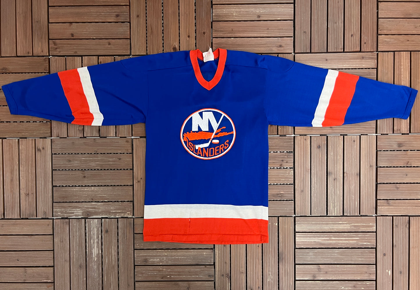 New York Islanders Stitched Hockey Jersey | Size Small | Vintage 1980s NHL Hockey Blue Jersey |