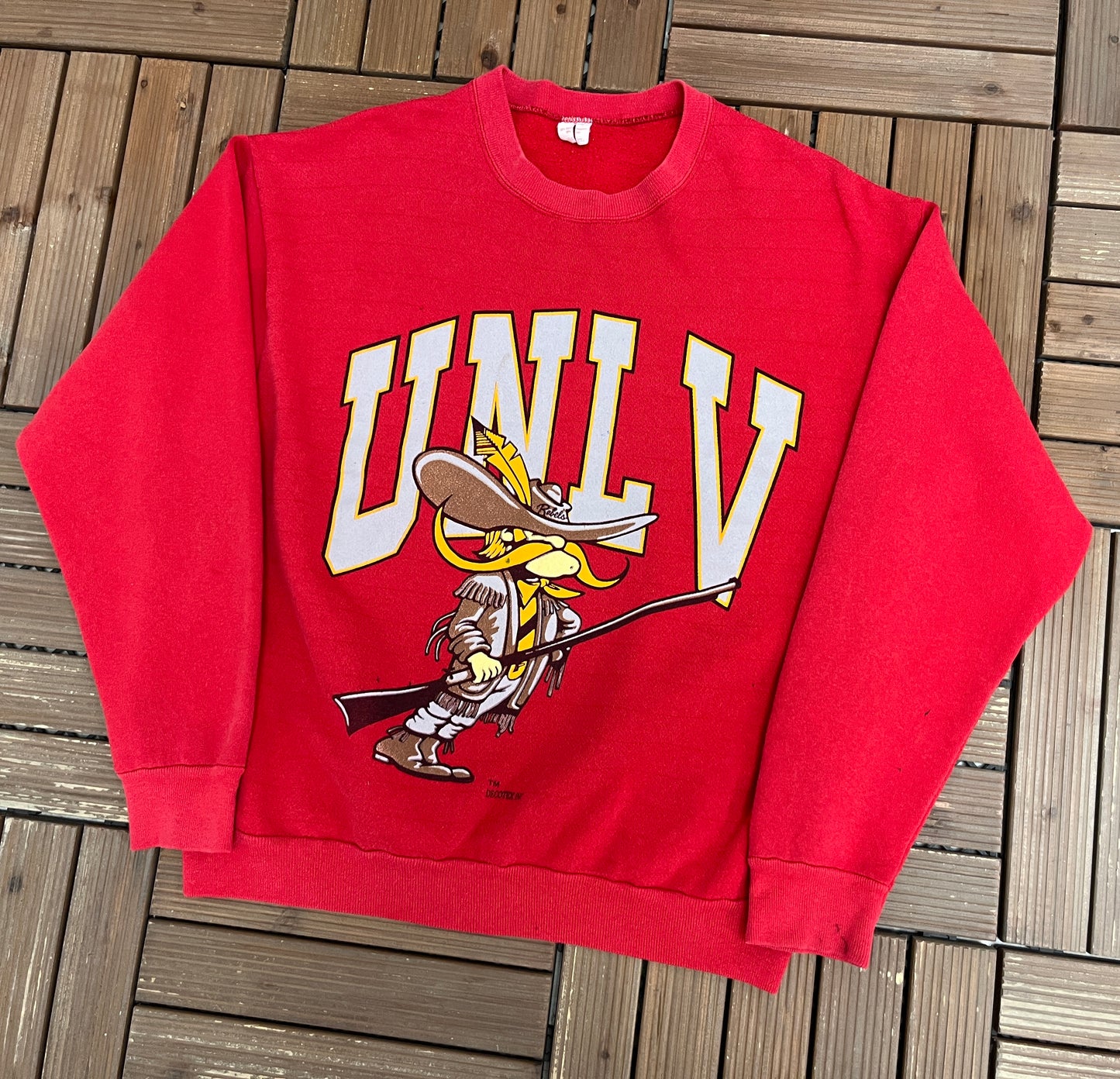 UNLV Runnin' Rebels Graphic Crewneck Size Large Vintage 1990s