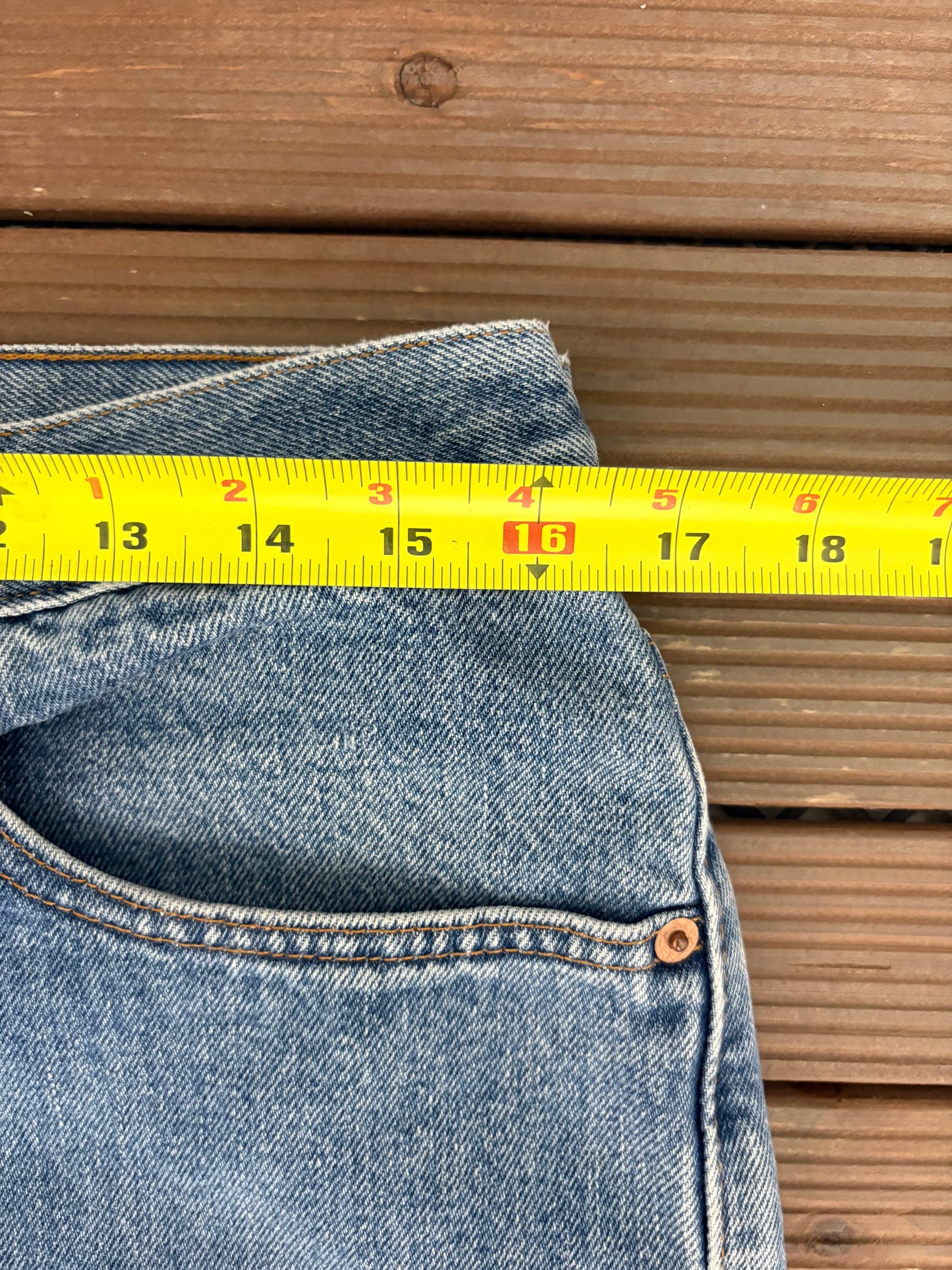 Levi Strauss & Co 505 Regular Fit Blue Denim Jeans | Size 34 x 30 | Vintage 2000s Levi's Blue Jeans |