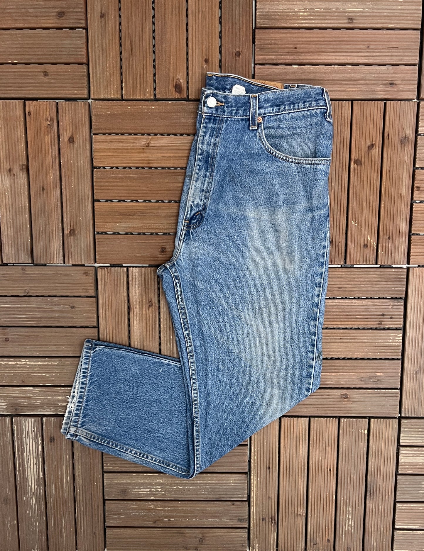 Levi Strauss & Co 505 Regular Fit Denim Jeans | Size 38 x 30 | Vintage 1990s Levi's Blue Jeans |