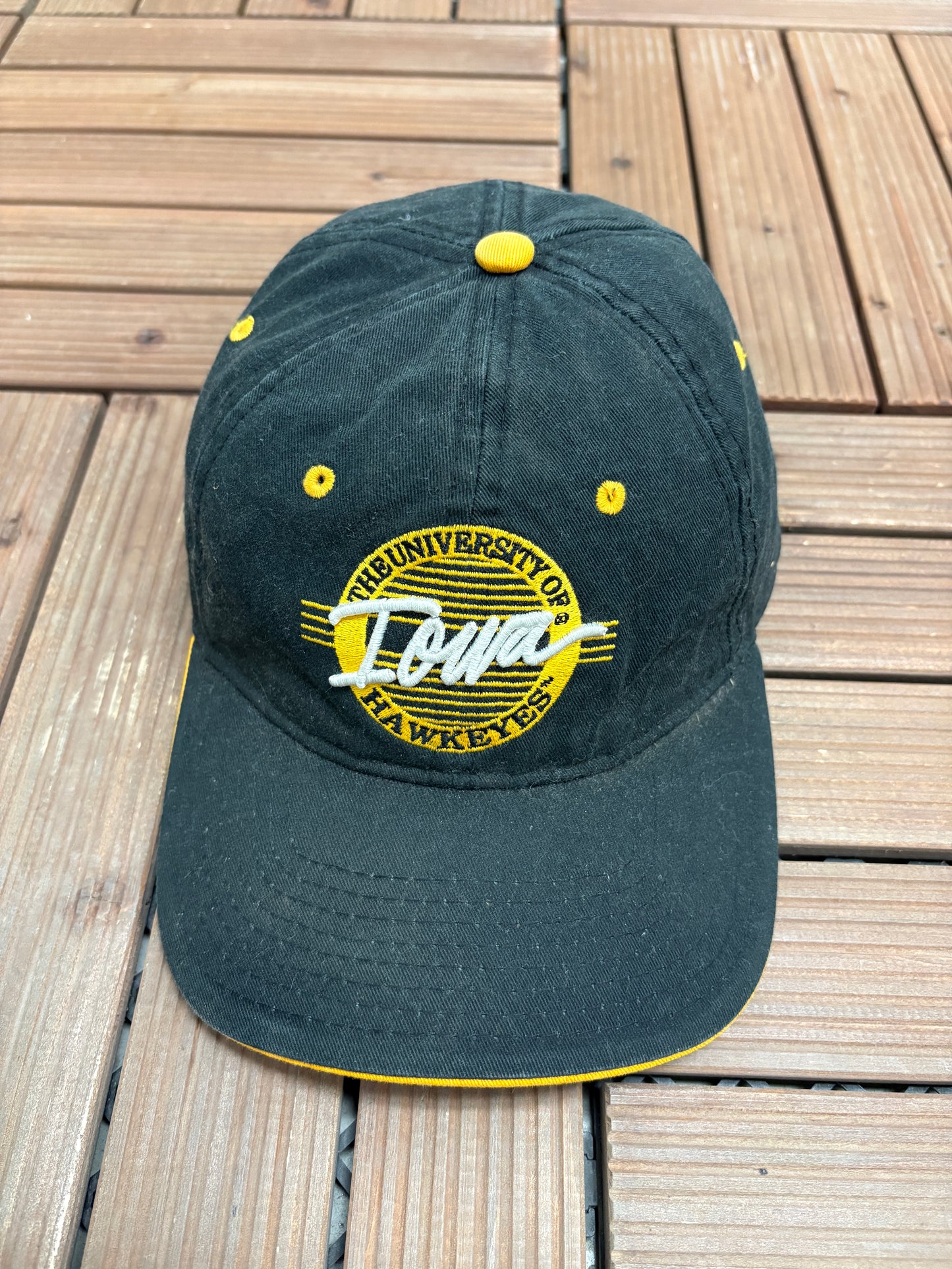 University of Iowa Hawkeyes Graphic Hat | Metal Clasp | Vintage 2000s College Sports Black Cap |