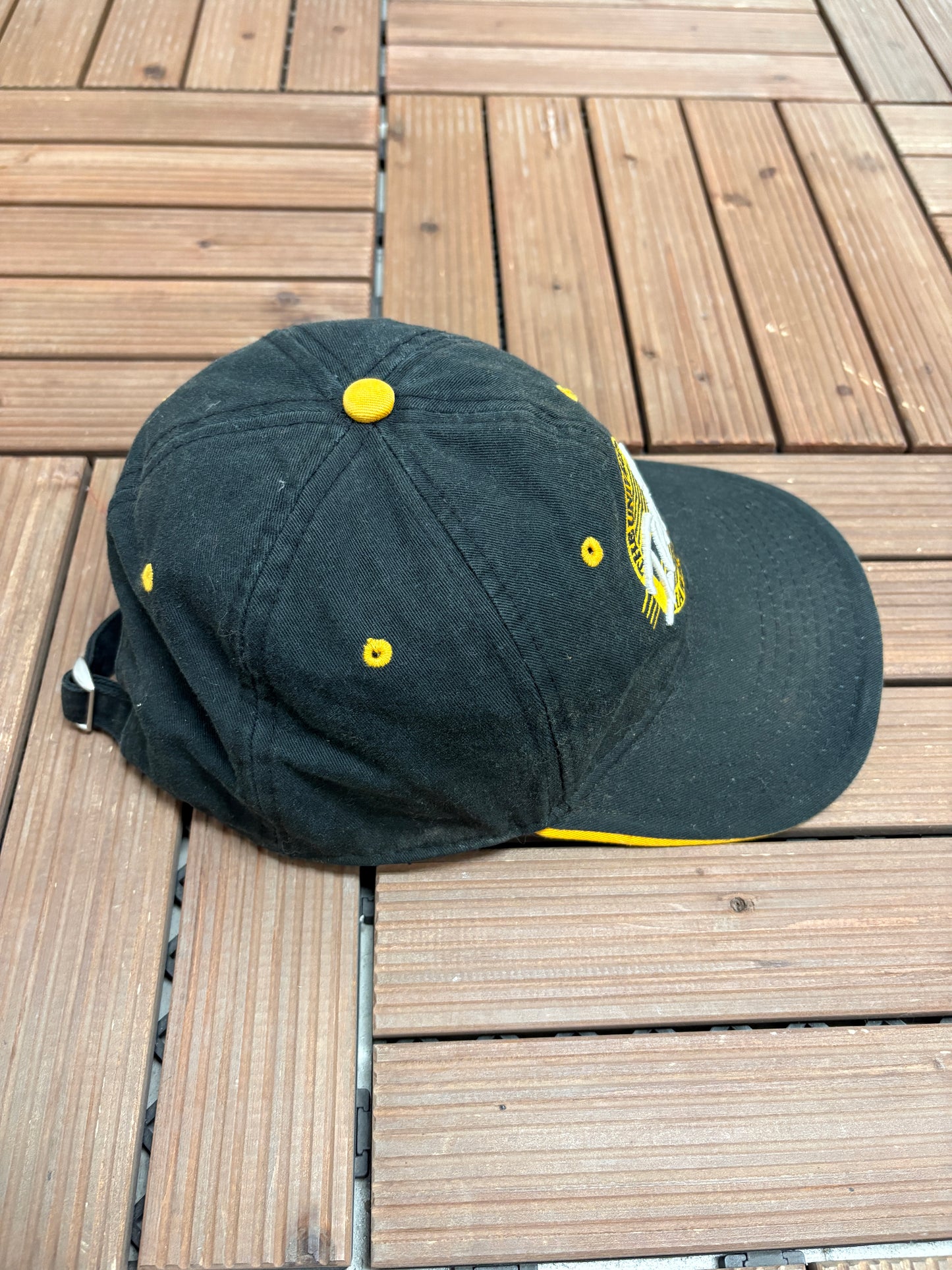 University of Iowa Hawkeyes Graphic Hat | Metal Clasp | Vintage 2000s College Sports Black Cap |