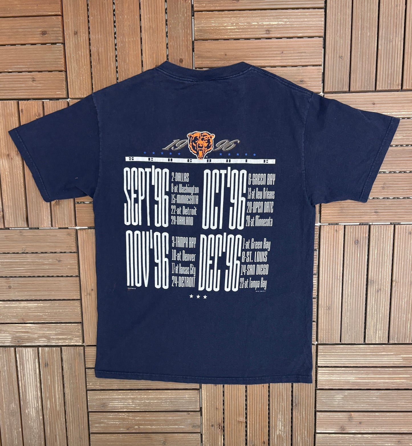 Chicago Bears 1996 Schedule Graphic Tee | Size Large | Vintage 1990s NFL Football Blue T-Shirt |