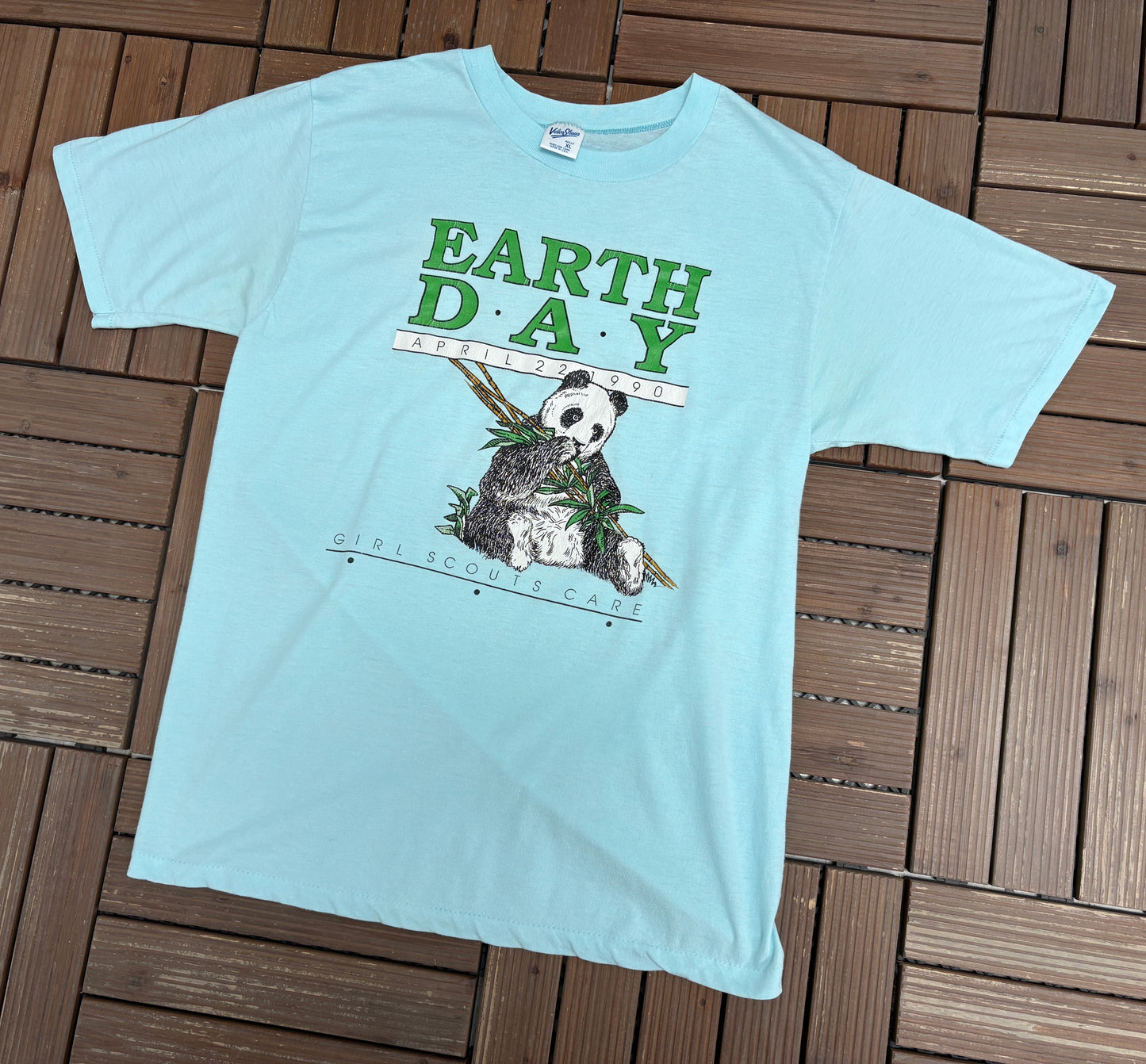 Earth Day 1990 Graphic Tee | Size X-Large | Vintage 1990s Single Stitch Animal Blue T-Shirt |