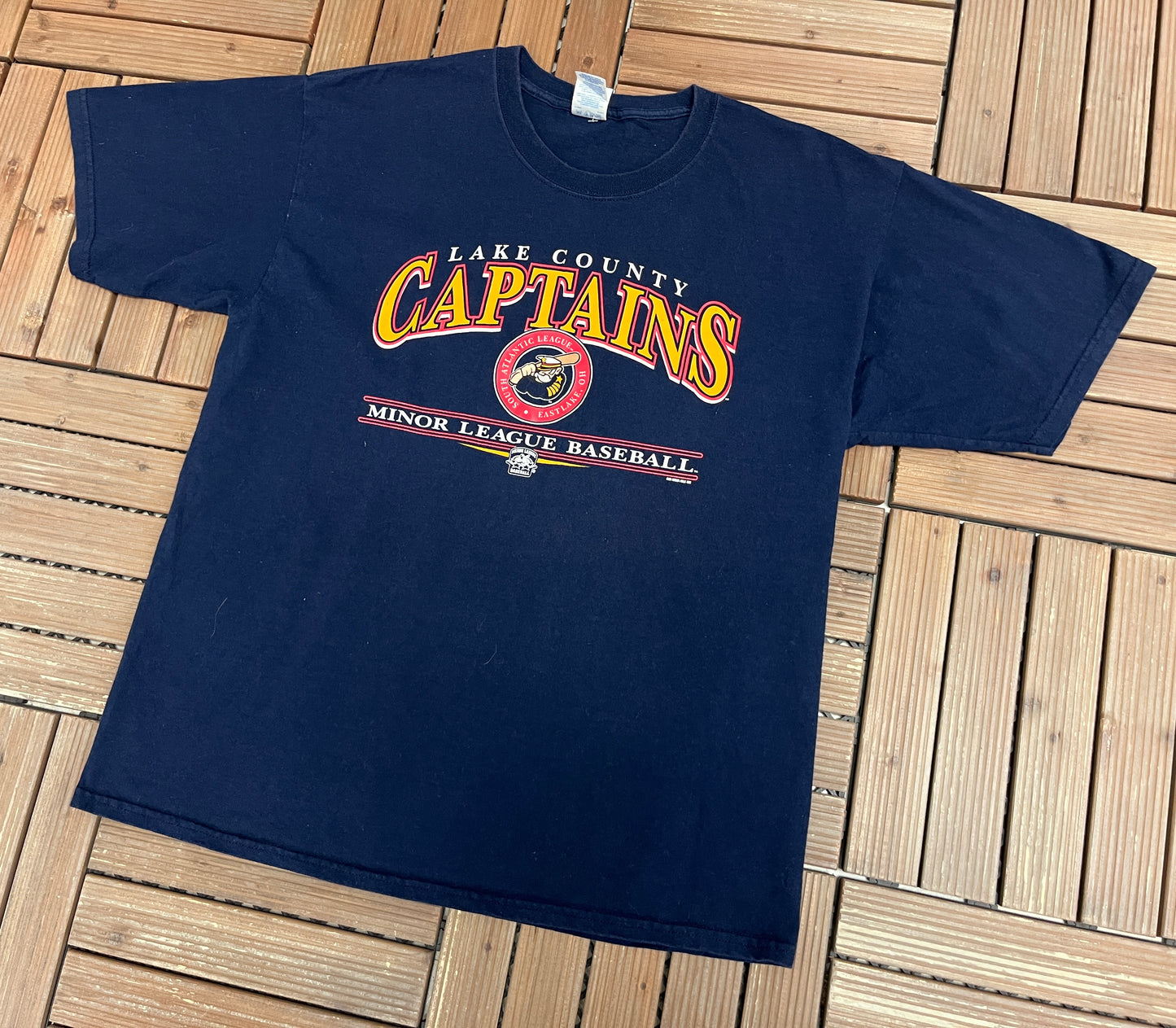 Lake County Captains Graphic Tee | Size X-Large | Vintage 2000s MiLB Baseball Blue T-Shirt |