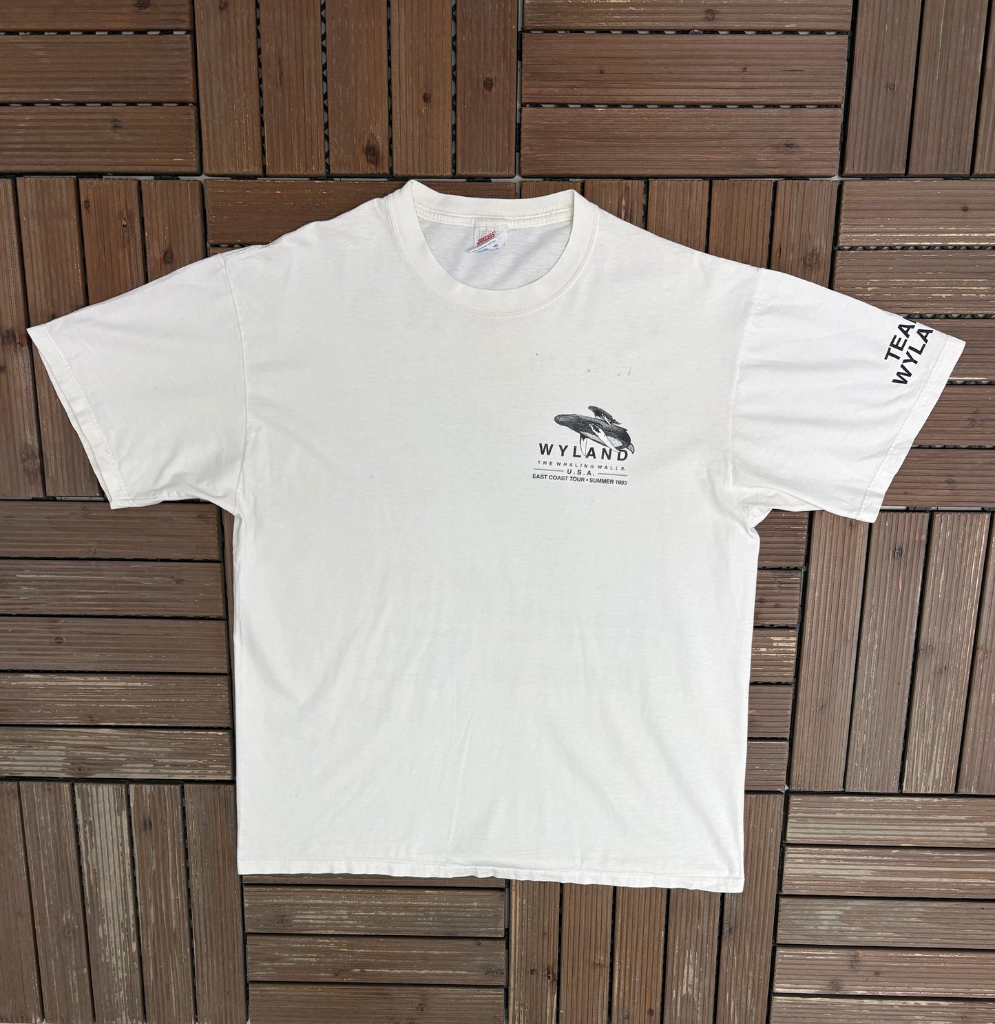 Wyland The Whaling Walls Graphic Tee | Size Large | Vintage 1990s Single Stitch White T-Shirt |