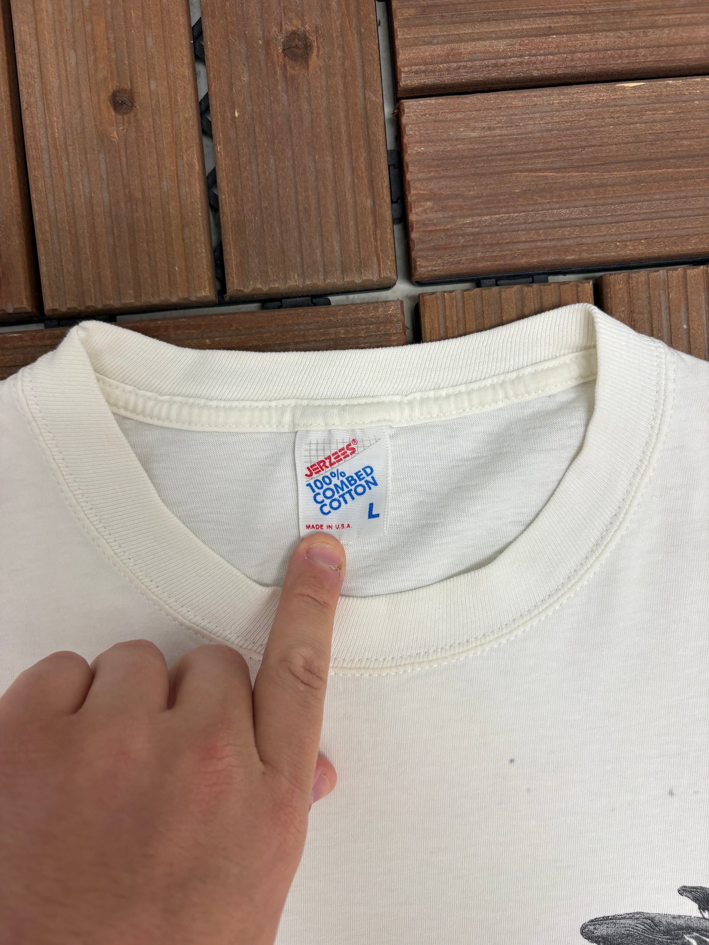 Wyland The Whaling Walls Graphic Tee | Size Large | Vintage 1990s Single Stitch White T-Shirt |