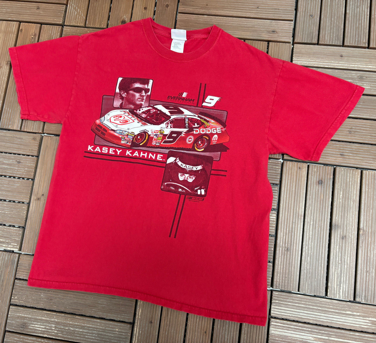 Kasey Kahne NASCAR Graphic Tee | Size Large | Vintage 2000s NASCAR Racing Red T-Shirt |