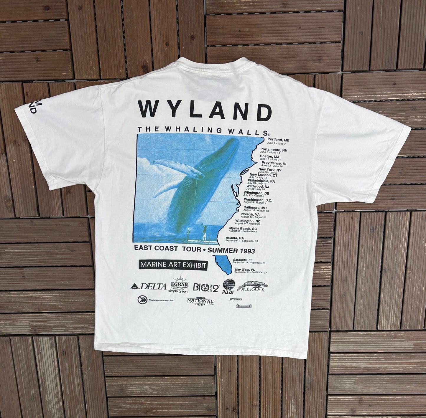 Wyland The Whaling Walls Graphic Tee | Size Large | Vintage 1990s Single Stitch White T-Shirt |